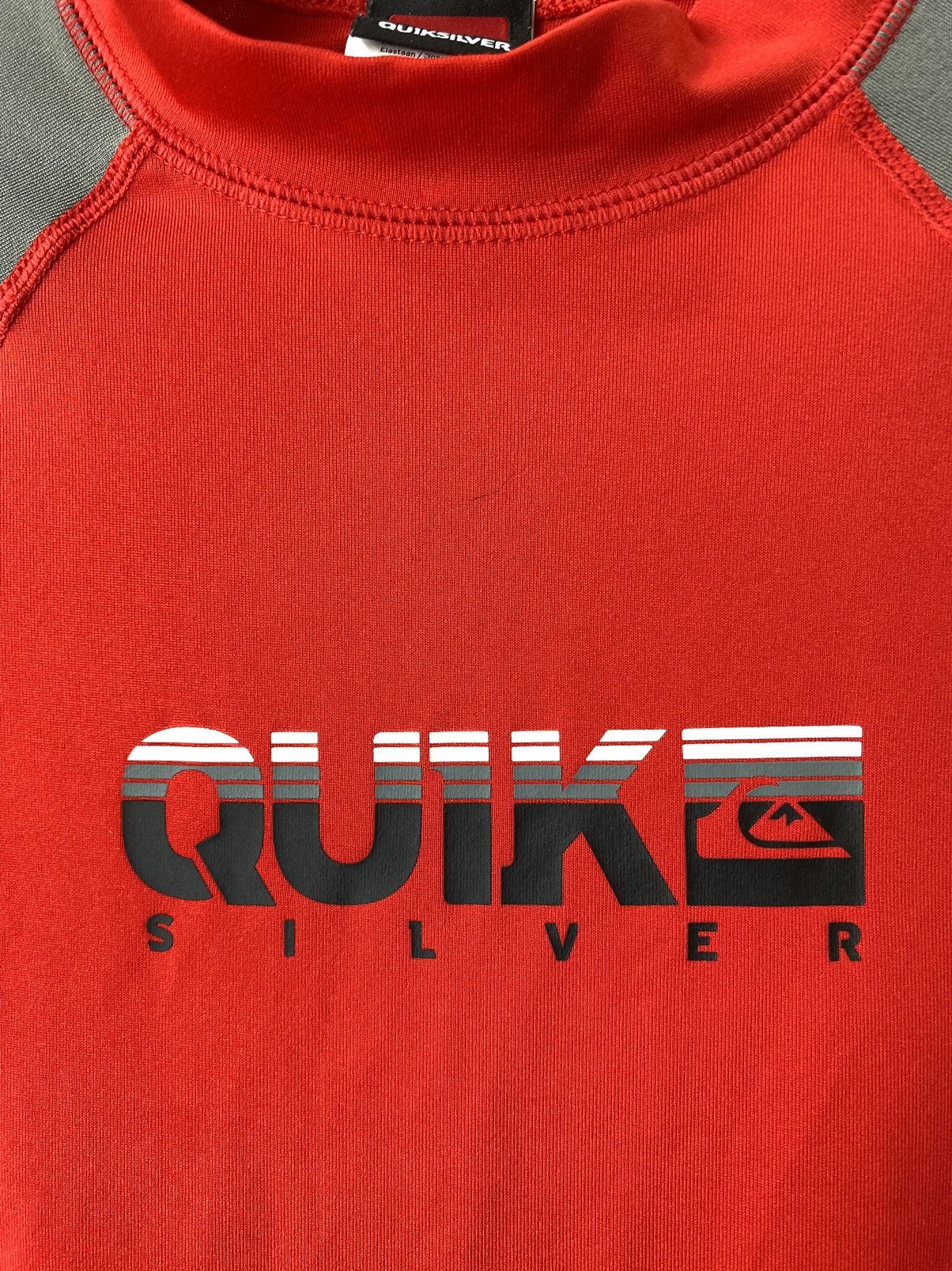Quiksilver Vintage 2000’s Quiksilver T Shirt Surf Wear Size US M / EU 48-50 / 2 - 3 Thumbnail