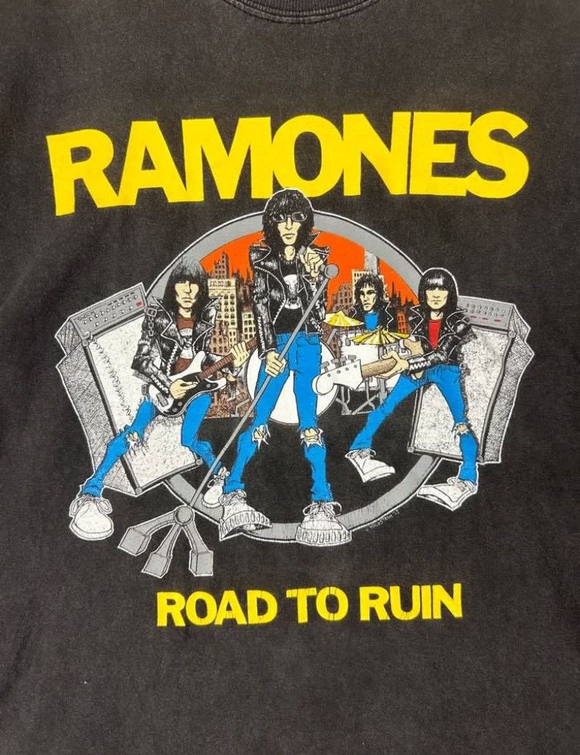 Band Tees × Vintage Vintage Ramones Road to Ruin/ John Holmstrom Artwork /Punk Size US M / EU 48-50 / 2 - 3 Thumbnail