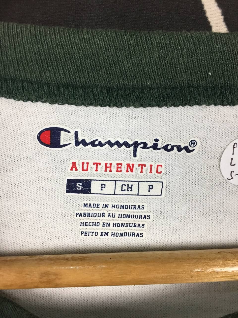 Champion Vtg Champion Authentic Raglan Baseball Tee Size S Size US S / EU 44-46 / 1 - 17 Thumbnail
