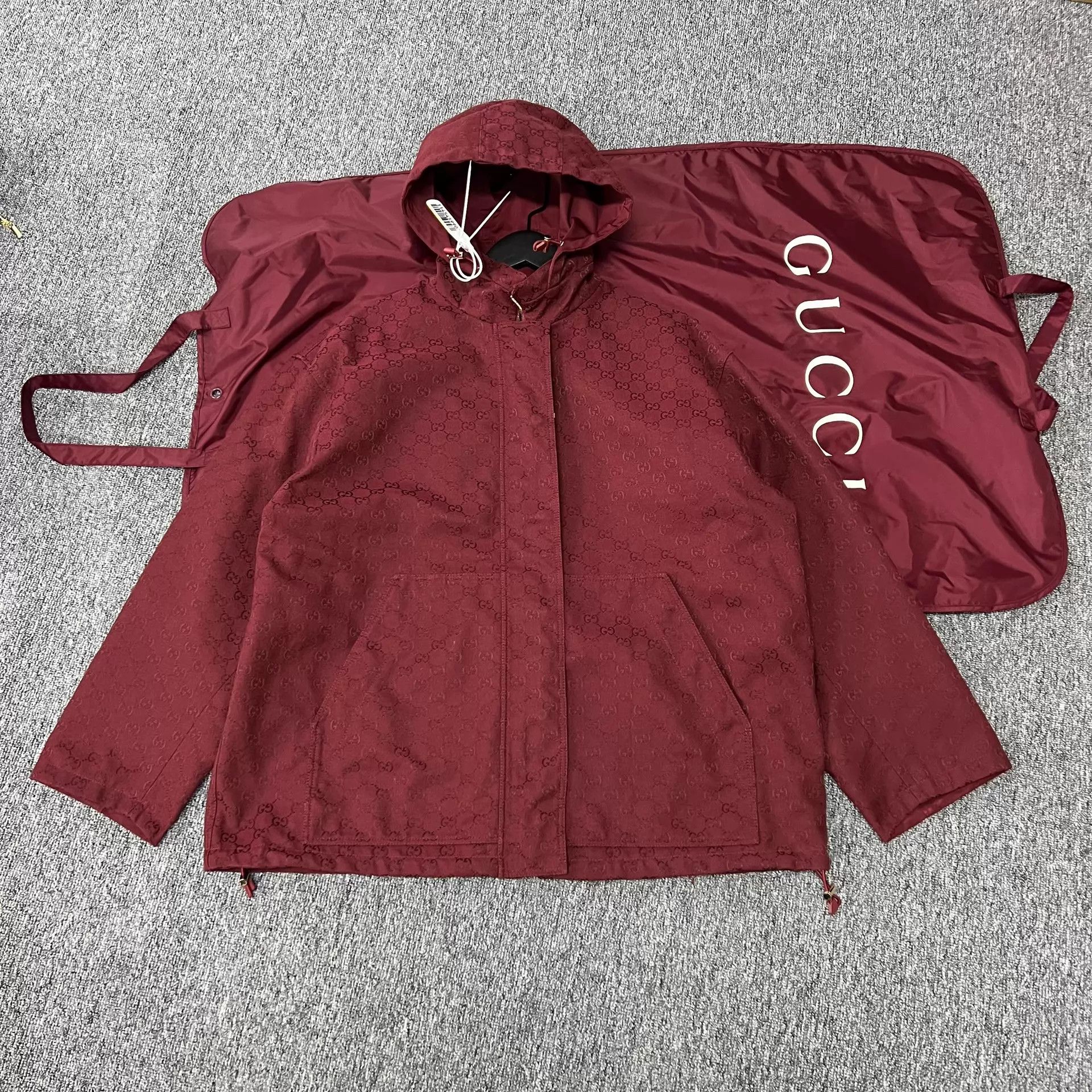 Gucci Gucci GG Print Angora Red Oversized Hooded Jacket Size M / US 6-8 / IT 42-44 - 1 Thumbnail