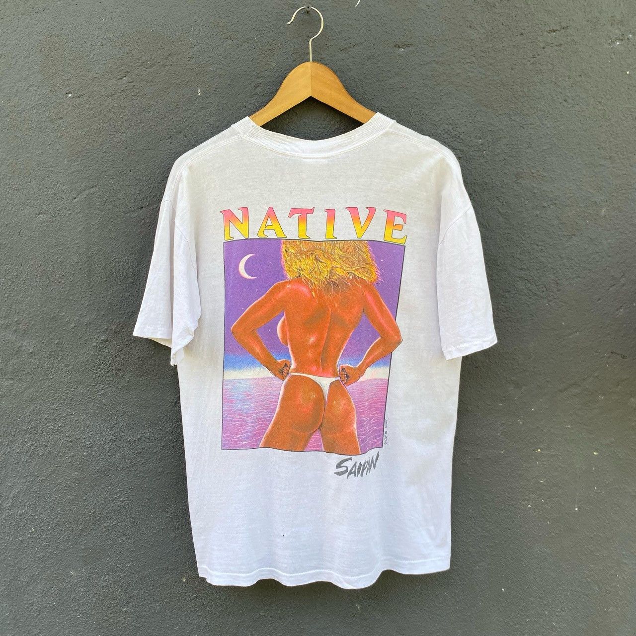 Vintage Thrashed 90S Native Saipan Naked Girl Tee Size US L / EU 52-54 / 3 - 1 Thumbnail