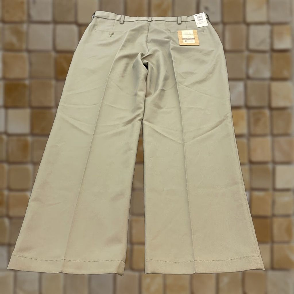 Haggar Pants Mens 38x30 Cool 18 Performance Classic Fit Dress Comfort Waist Beige Straight Leg Front Zip N/A