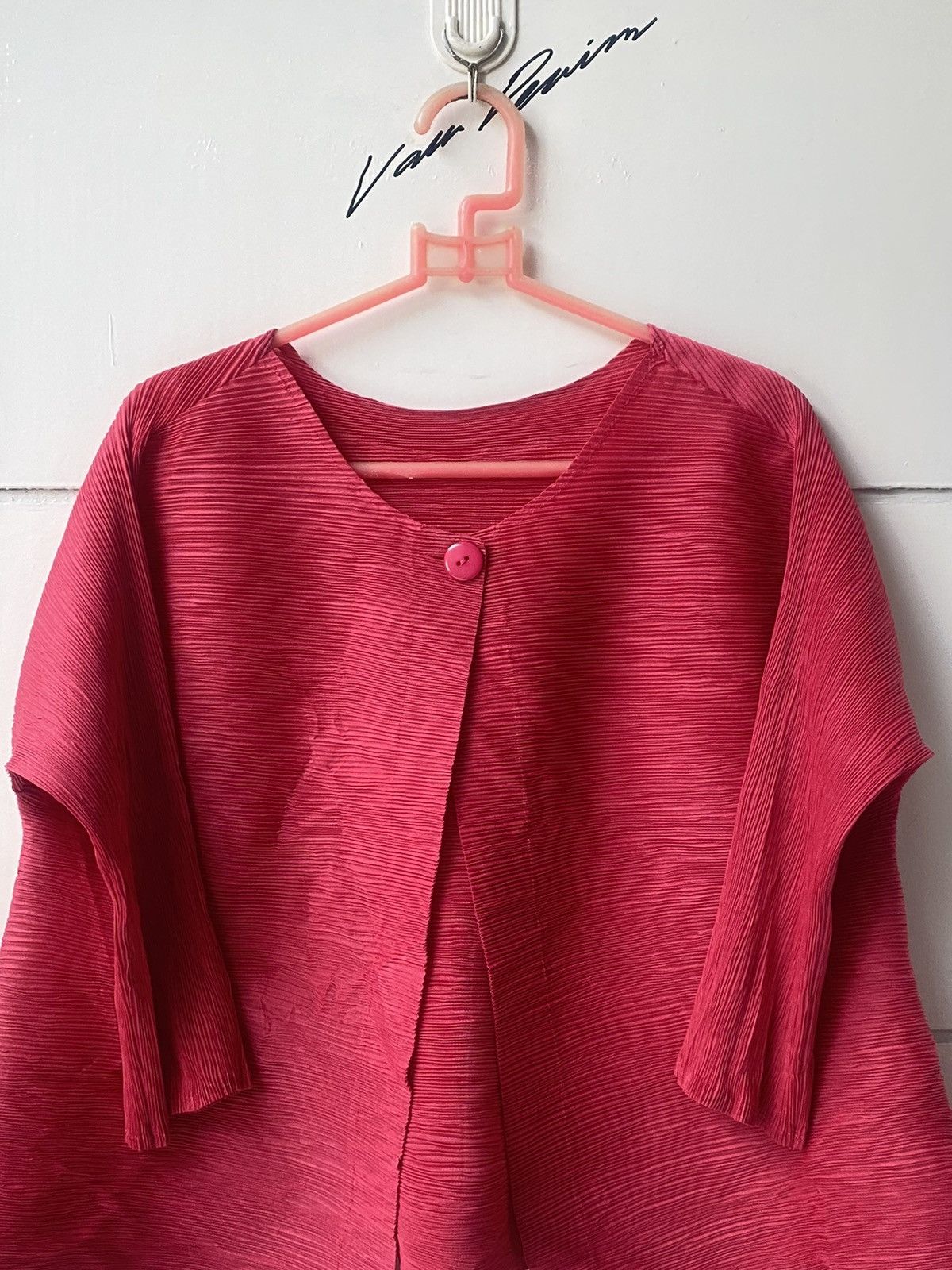 Issey Miyake KOIBITO MISAKI Issey Miyake Pleats Pink Outer Size US S / EU 44-46 / 1 - 2 Thumbnail
