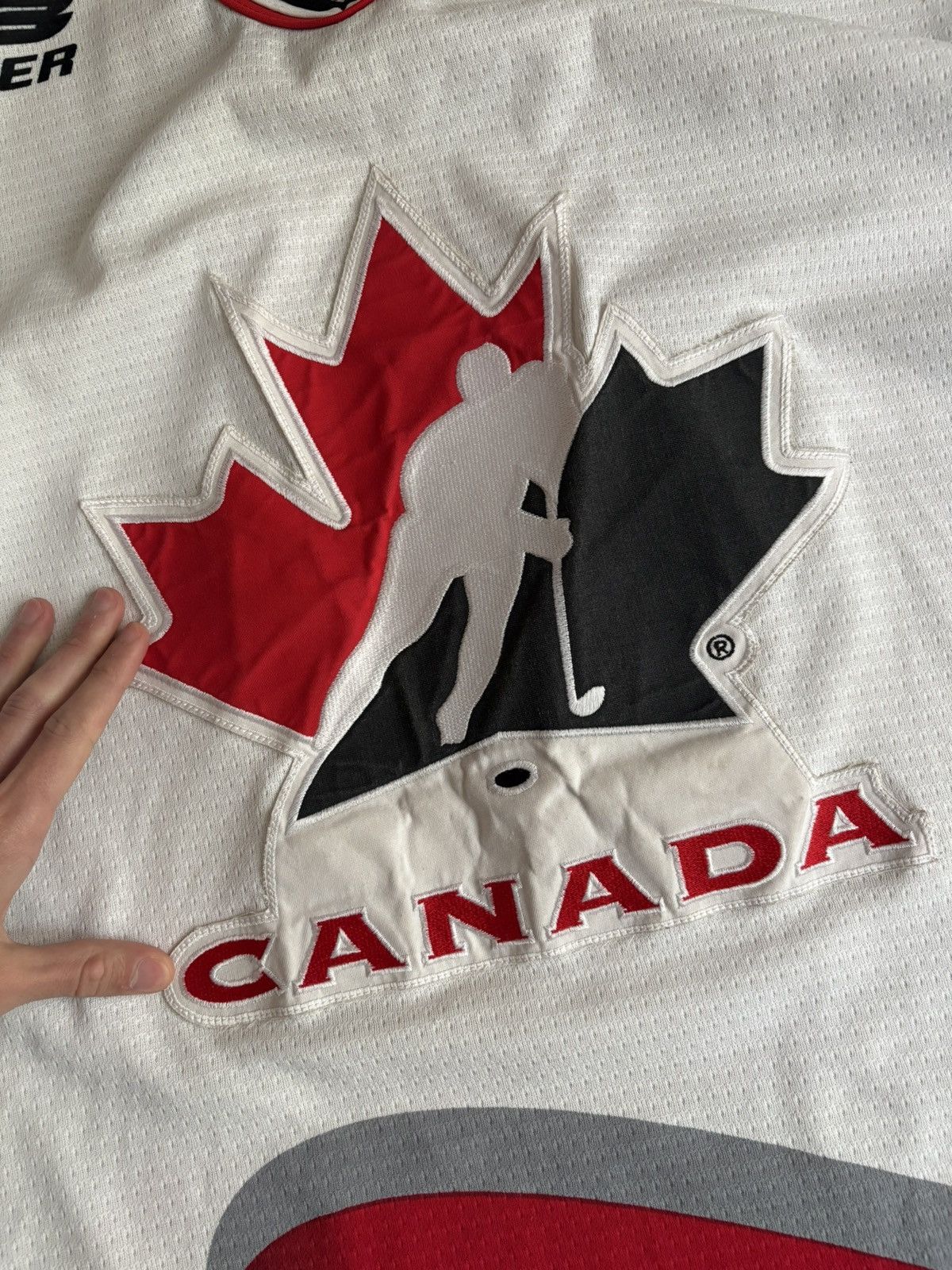 Other Vintage Team Canada Ice Hockey Bauer National Team Jersey Size US L / EU 52-54 / 3 - 3 Thumbnail