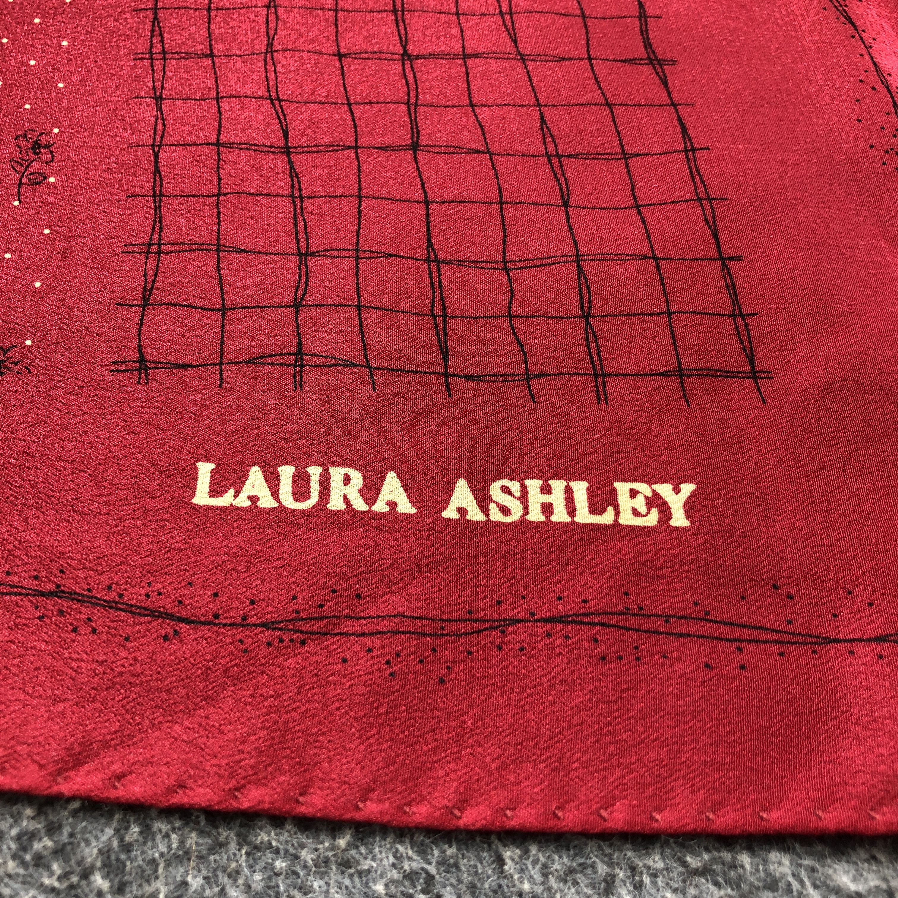 Japanese Brand Laura Ashley Silk Scarf M1065 Size ONE SIZE - 4 Thumbnail