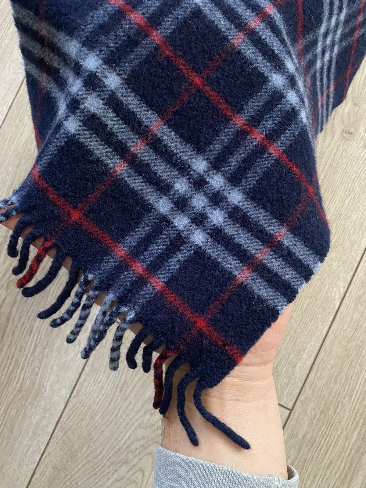 Burberry Vintage Burberrys Scarf Wool Made In England Size ONE SIZE - 10 Thumbnail