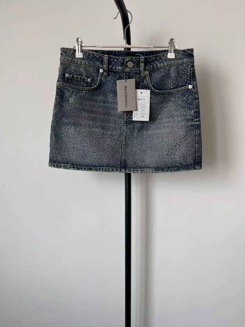 Balenciaga Balenciaga size 36 Solid Color Diamond-Studded Low-Rise Sh Size 35" - 1 Thumbnail