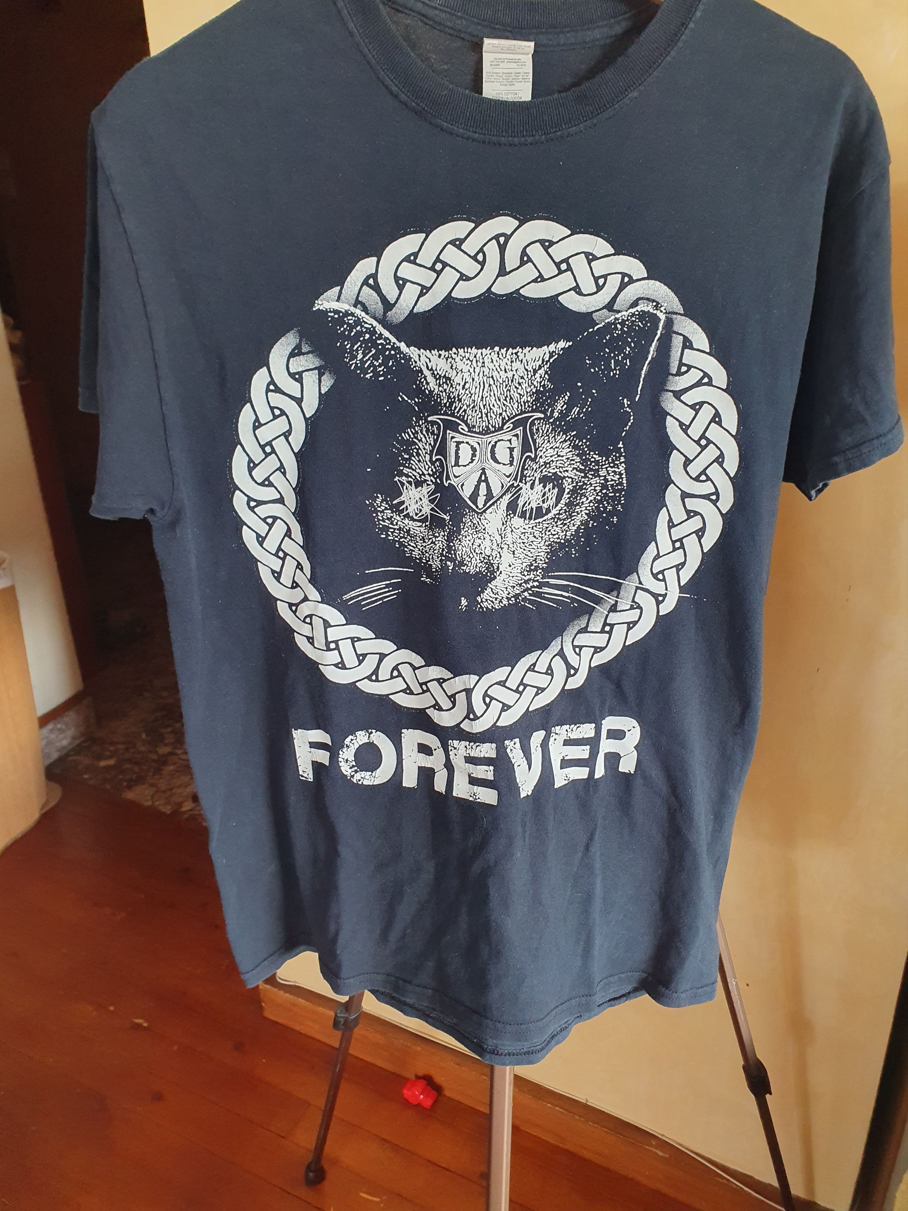 Band Tees Dead Girls Academy DGA Post-hardcore Band t-shirt sz M Size US M / EU 48-50 / 2 - 4 Thumbnail