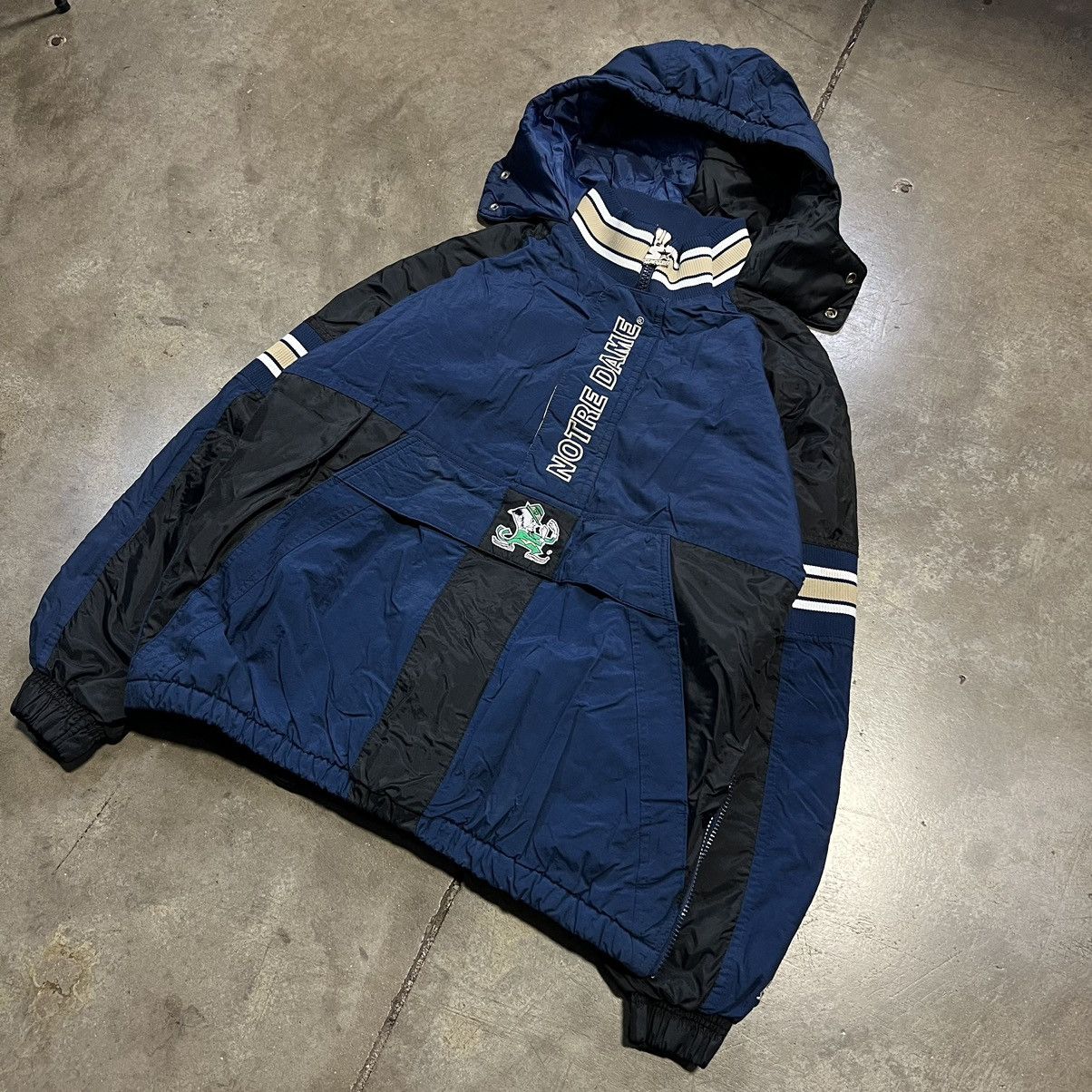 NCAA × Starter × Vintage Vintage 90s Notre Dame Irish Starter Puffer Jacket Big Logo Size US S / EU 44-46 / 1 - 2 Thumbnail