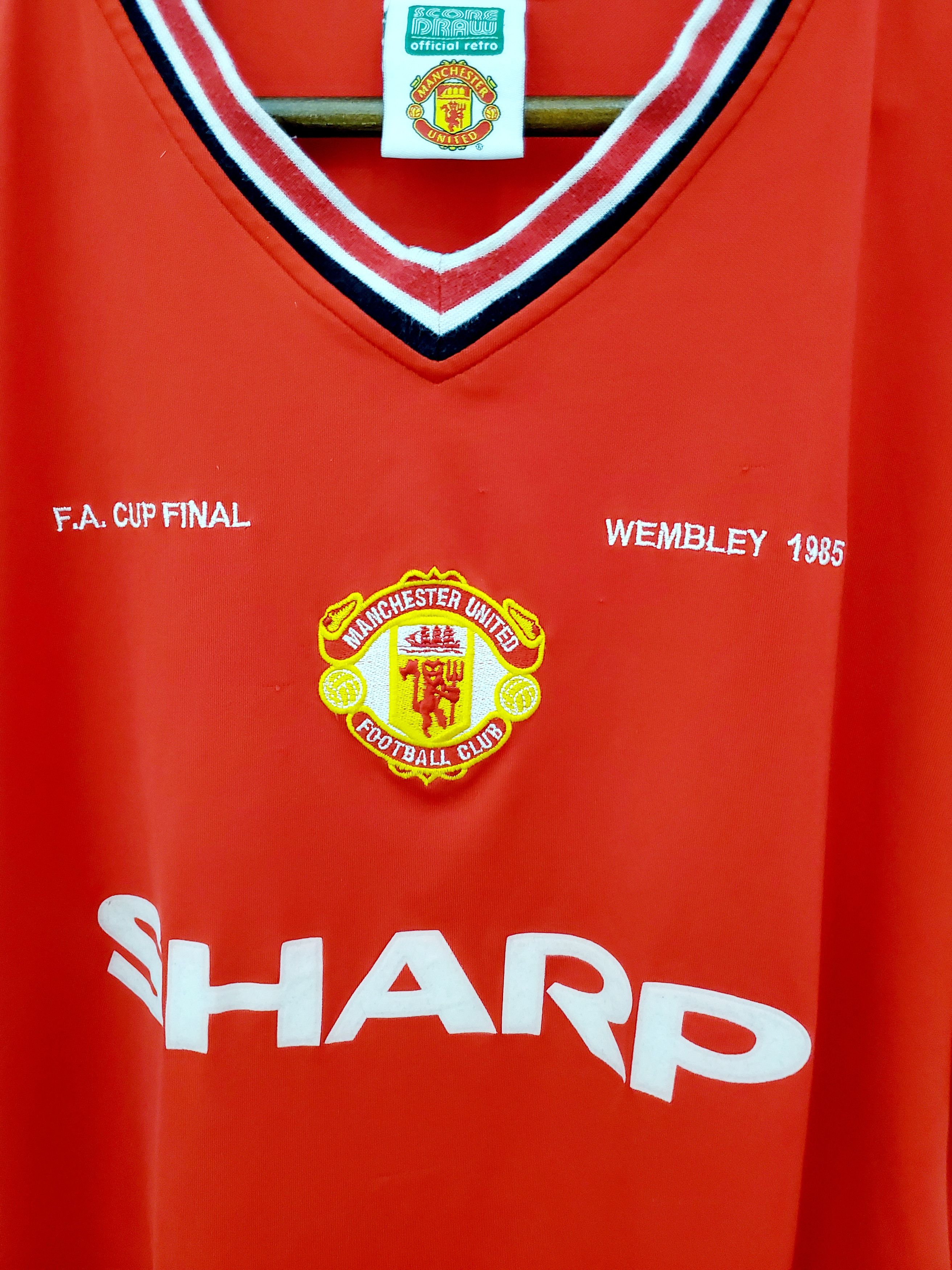 Vintage Manchester United Jersey FA Cup Final Wembley 1985 L Size US L / EU 52-54 / 3 - 2 Thumbnail