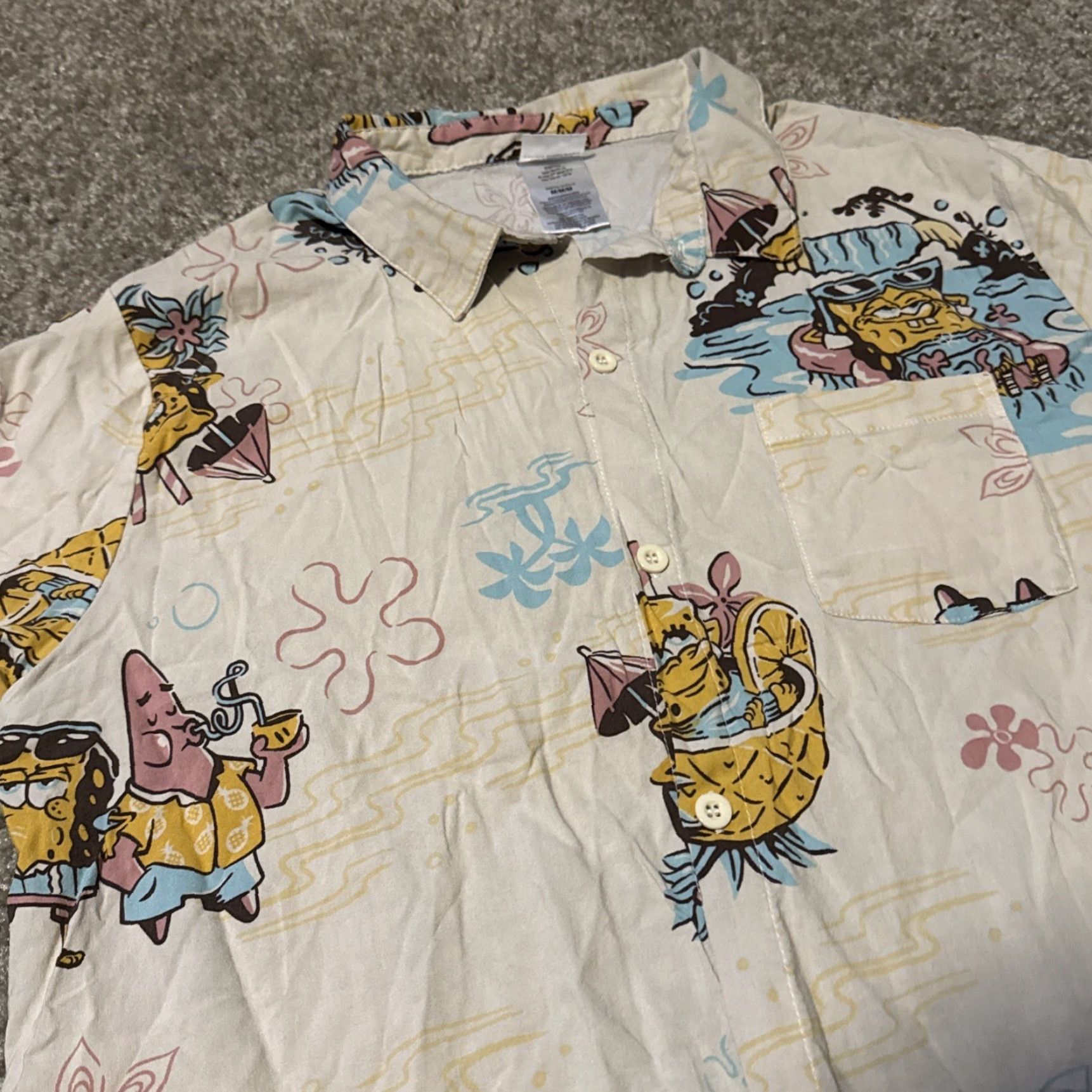 Nickelodeon Spongebob Squarepants Nickelodeon 2023 Viacom Hawaiian Button Up Shirt Adult M Multicolor Short Sleeve Mens Womens Unisex Shirts? Size US M / EU 48-50 / 2 - 3 Thumbnail