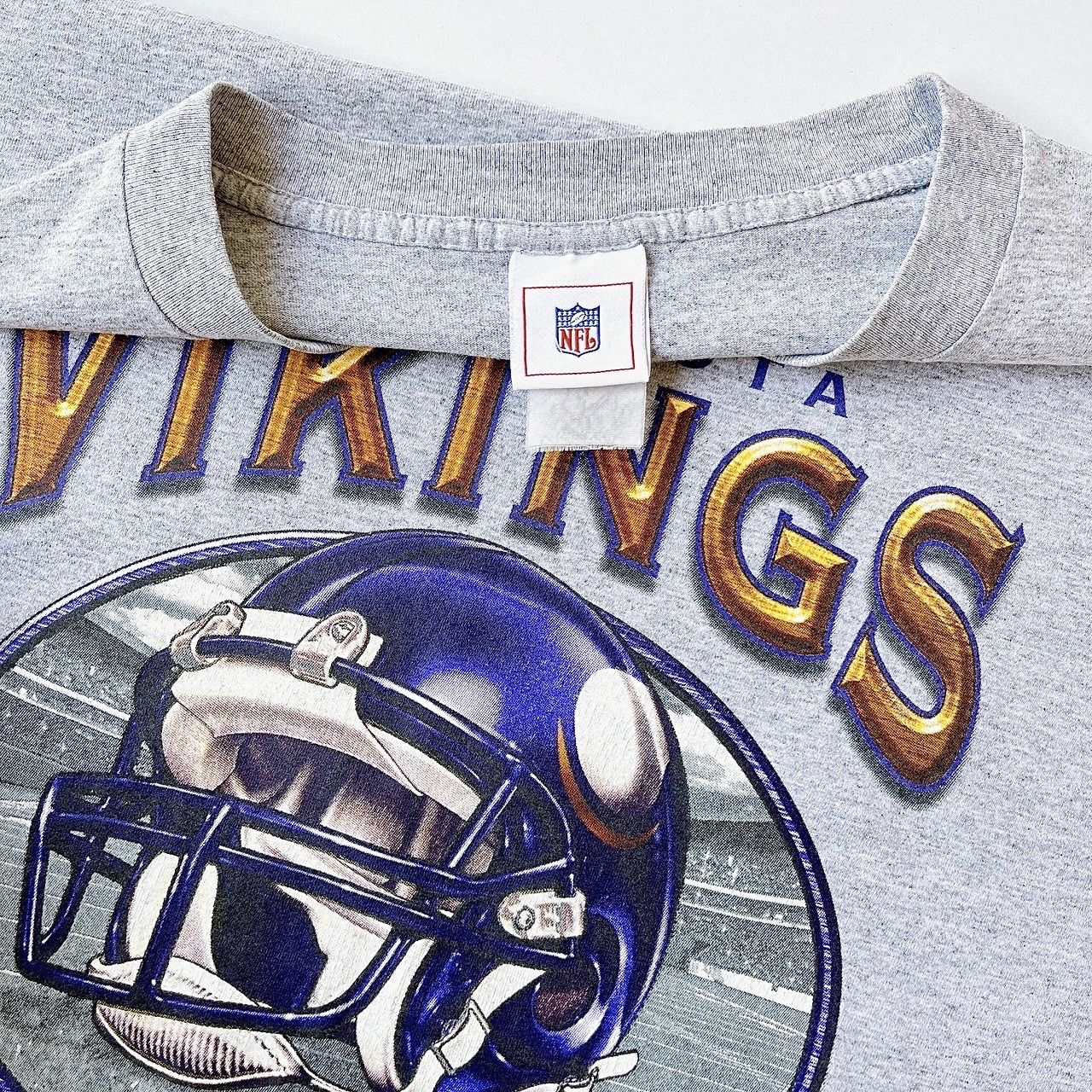 NFL 90s Minnesota Vikings NFL t-shirt/ L Size US L / EU 52-54 / 3 - 12 Thumbnail