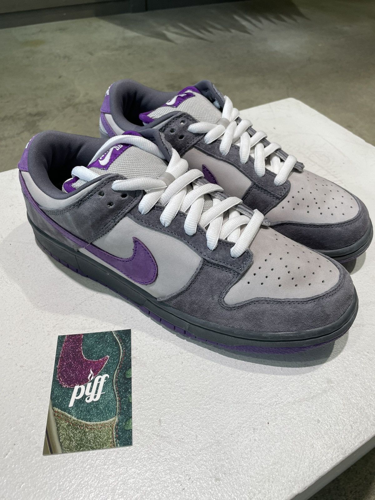 image of Nike Sb Dunk Low Purple Pigeon Shoes, Men's (Size 10)