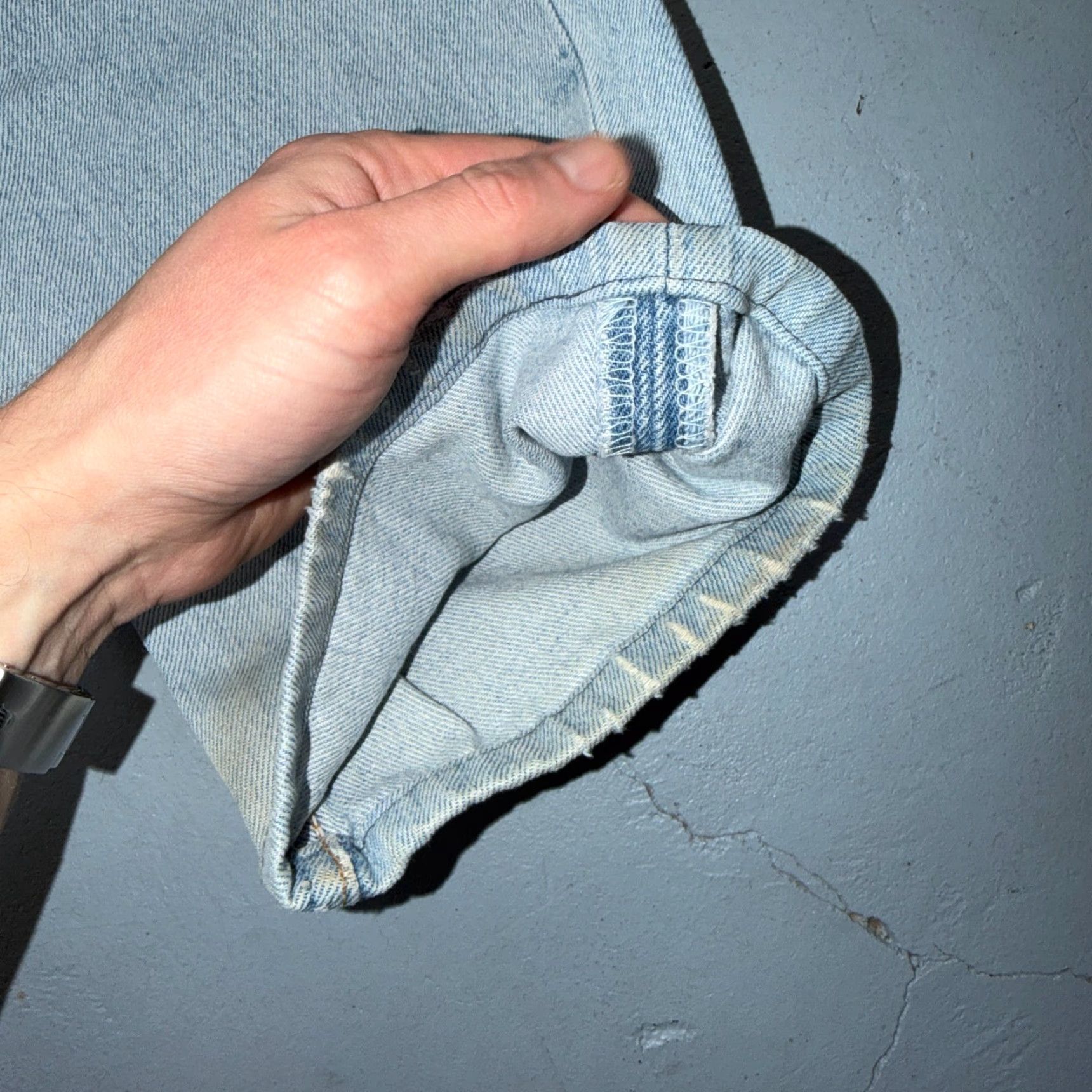 Levi's VINTAGE Levi's 501 Jeans Straight Blue Light Wash 34x36 90s 501 Series Men Jeans 5-Pocket Denim Size US 34 / EU 50 - 4 Thumbnail