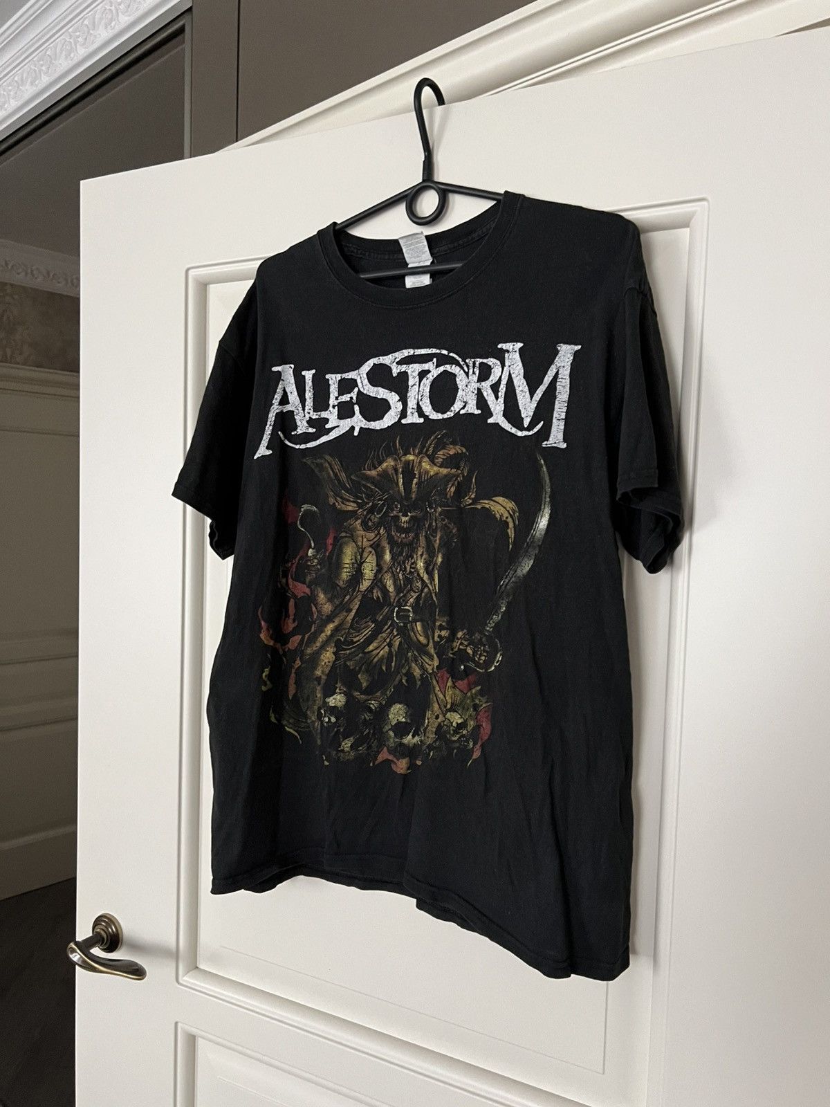 Band Tees Alestorm Band Tee Rock T-Shirt Size L Size US L / EU 52-54 / 3 - 3 Thumbnail