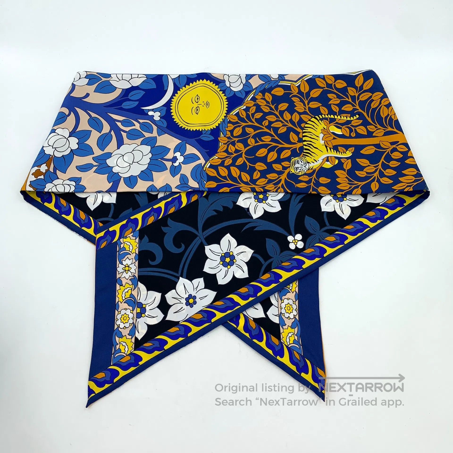 Salvatore Ferragamo Salvatore Ferragamo Dark Blue Floral Animal Print Silk Sca Size ONE SIZE - 1 Thumbnail