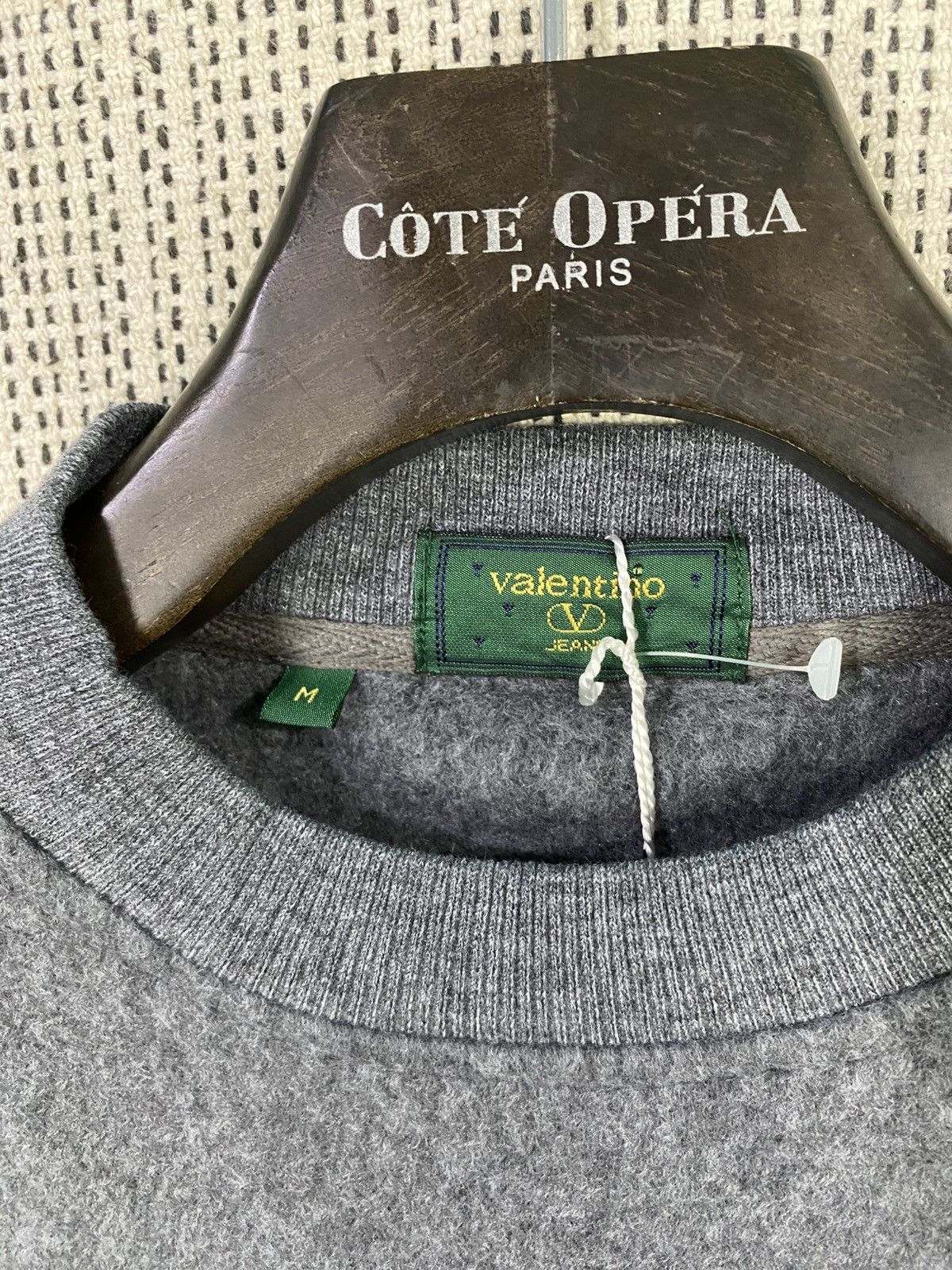 Valentino Vintage Nos valentino jeans spell out sweatshirt crewneck Size US M / EU 48-50 / 2 - 4 Thumbnail