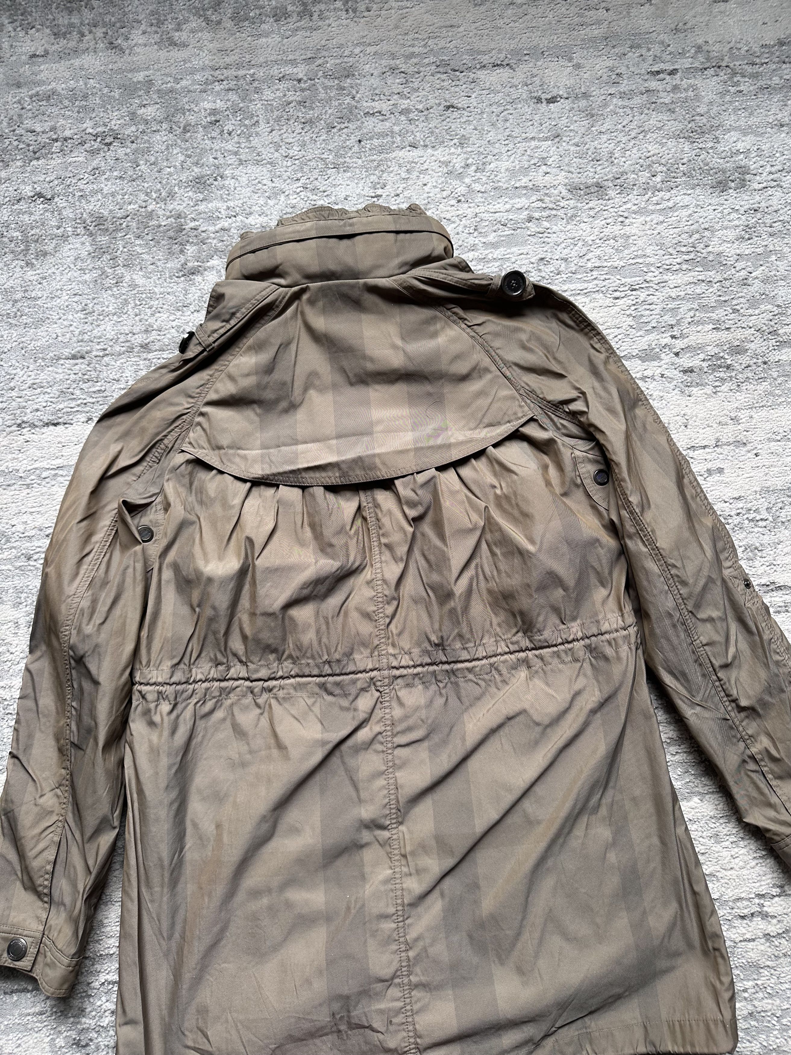 Burberry Burberry Nova Check Jacket Size M / US 6-8 / IT 42-44 - 15 Thumbnail