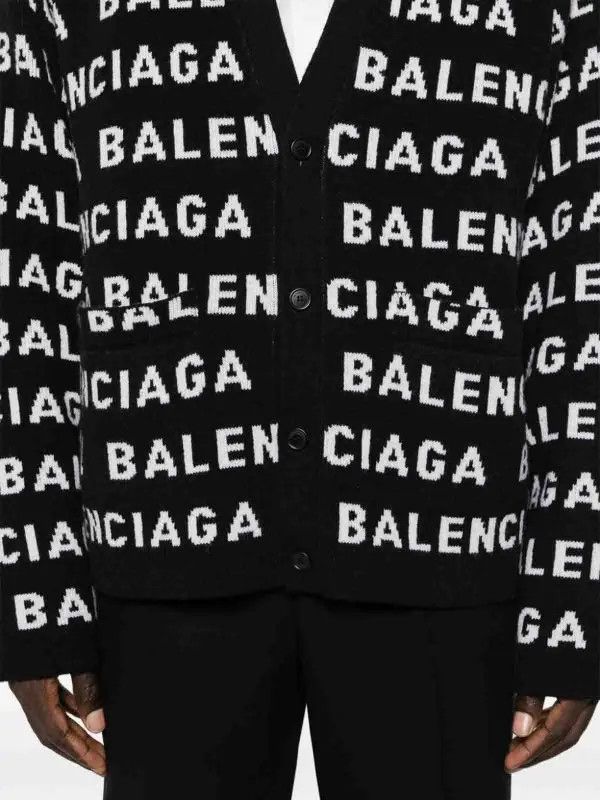 Balenciaga o1tr1nto0526 All-Over Cardigan in Black/White Size US XL / EU 56 / 4 - 5 Thumbnail