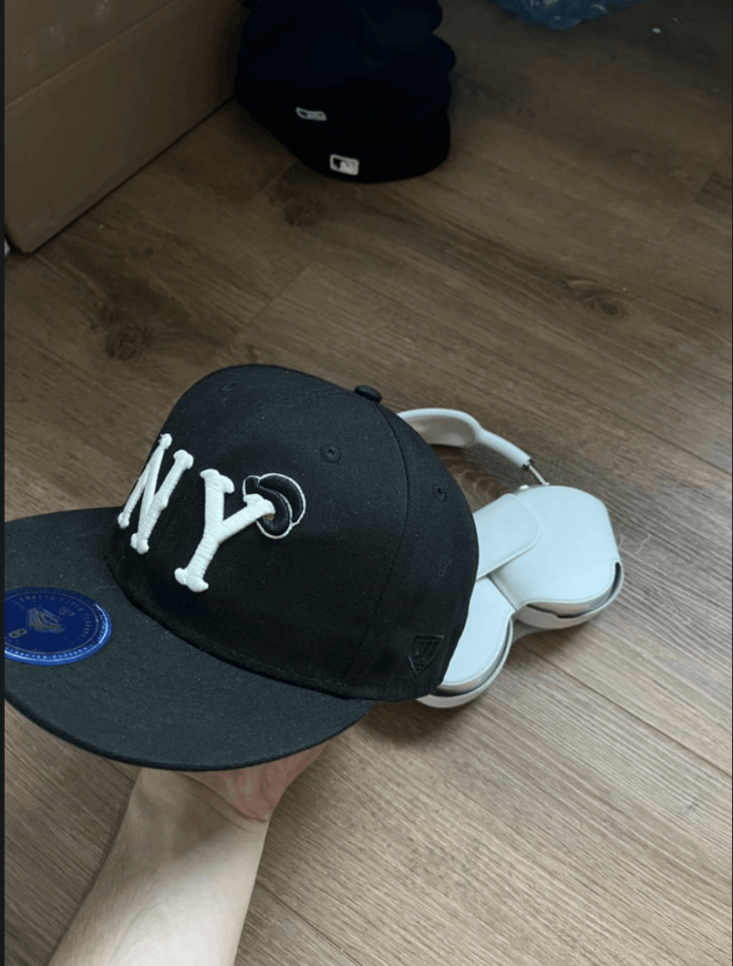 New Era New York Black Yankees Cap Size 34 - 2 Thumbnail