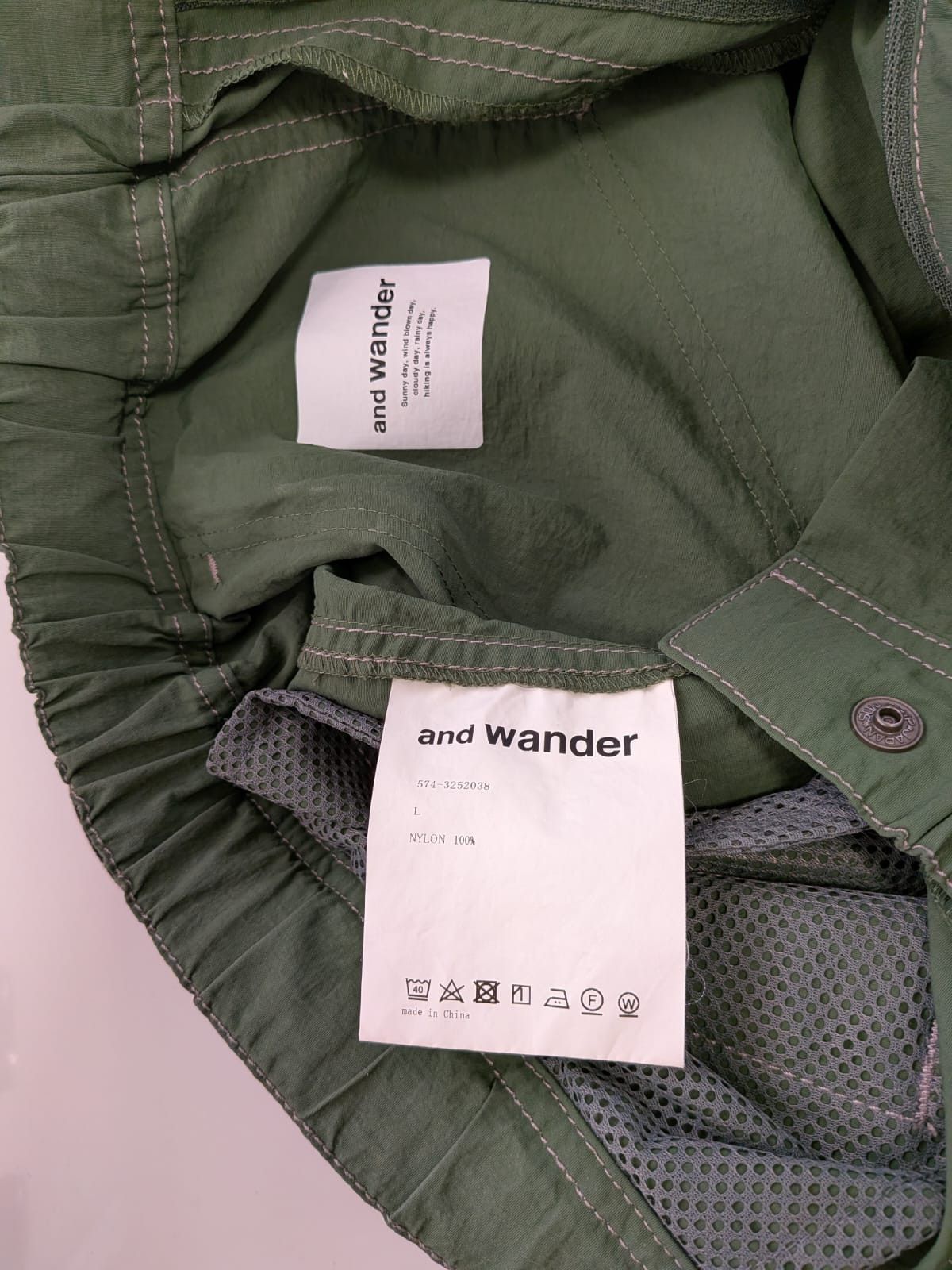 And Wander And Wander - Ny Taffeta Hiker 2 Way Pants in Dark Green L Size US 32 / EU 48 - 3 Thumbnail