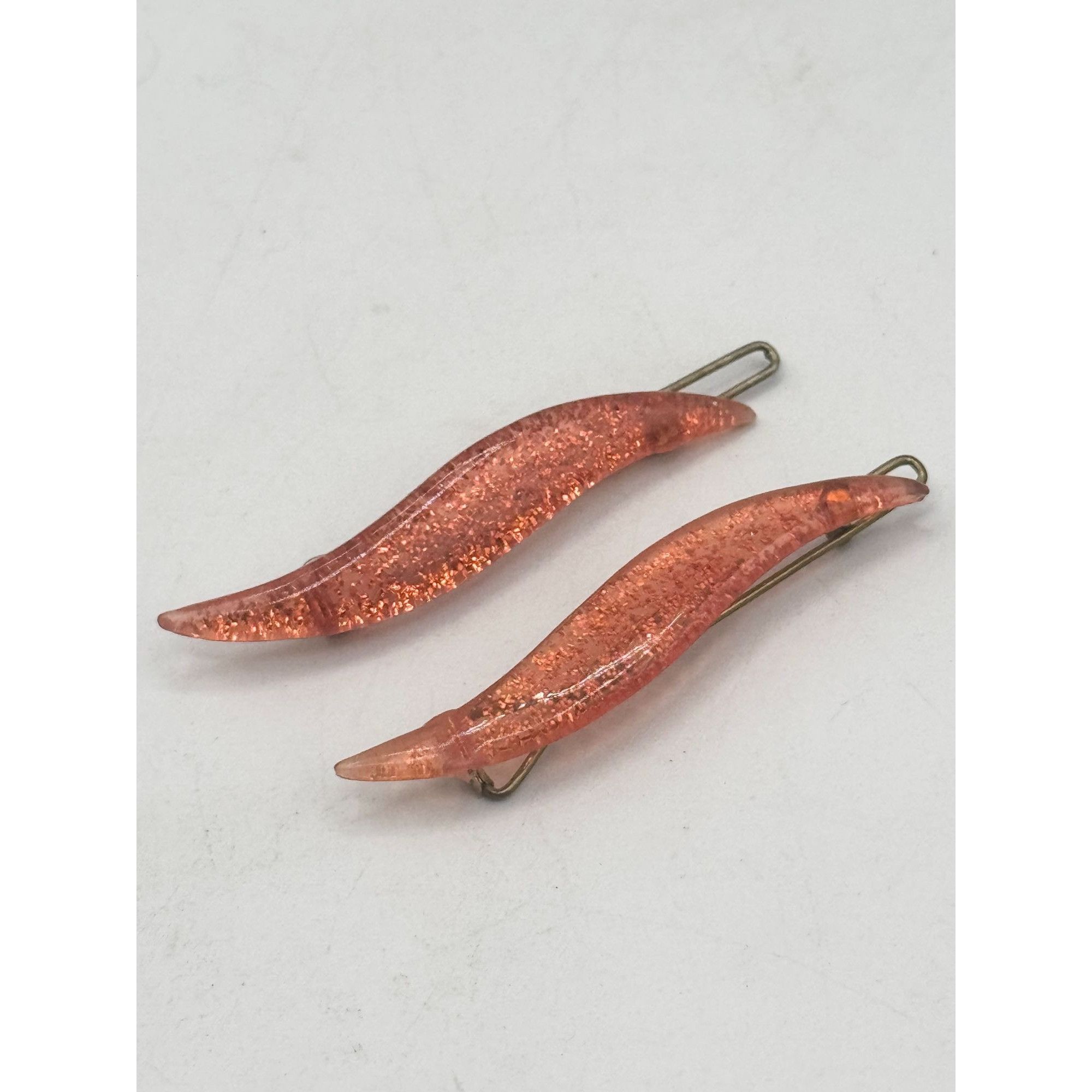 Vintage Vintage Lucite glitter hair clips barrettes set of two Size ONE SIZE - 2 Thumbnail