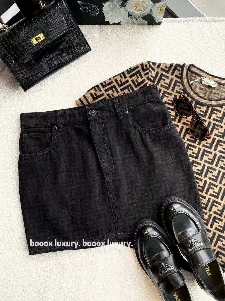 Fendi Fendi Cotton FW24 Jacquard Print Short Skirt Size 25" / US 0 / IT 36 - 1 Thumbnail