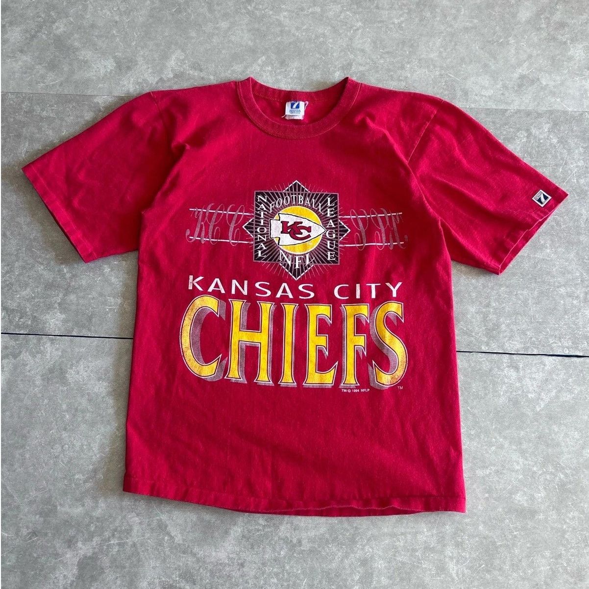 Vintage 90s Vintage Kansas City Chiefs Logo7 Red T Shirt Size M Size US M / EU 48-50 / 2 - 1 Thumbnail