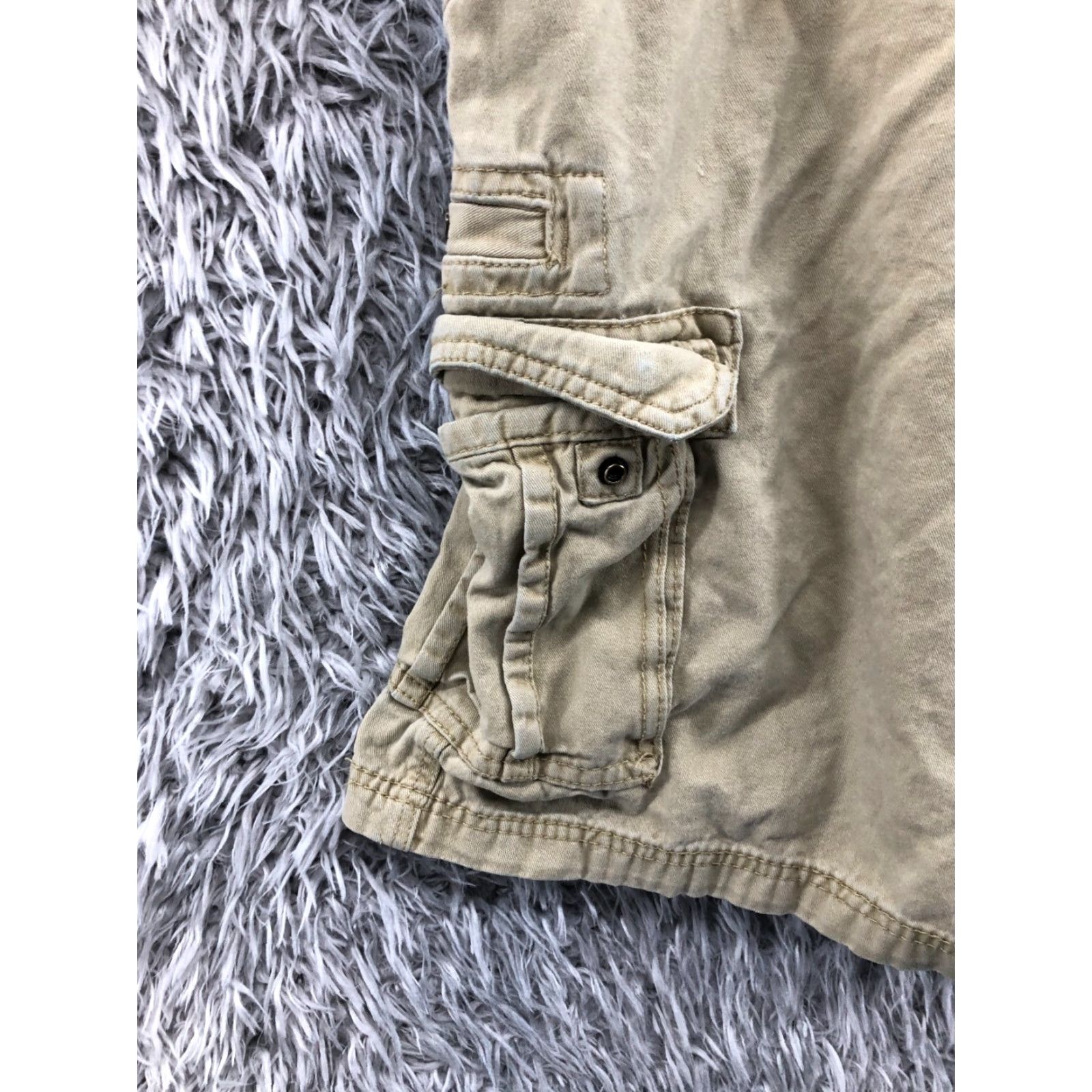 Vintage Wearfirst Cargo Shorts Mens Size 38 Mid Rise Beige Pocket 5-Pocket Denim Cotton Blend Casual Shirt? Size US 38 / EU 54 - 5 Thumbnail