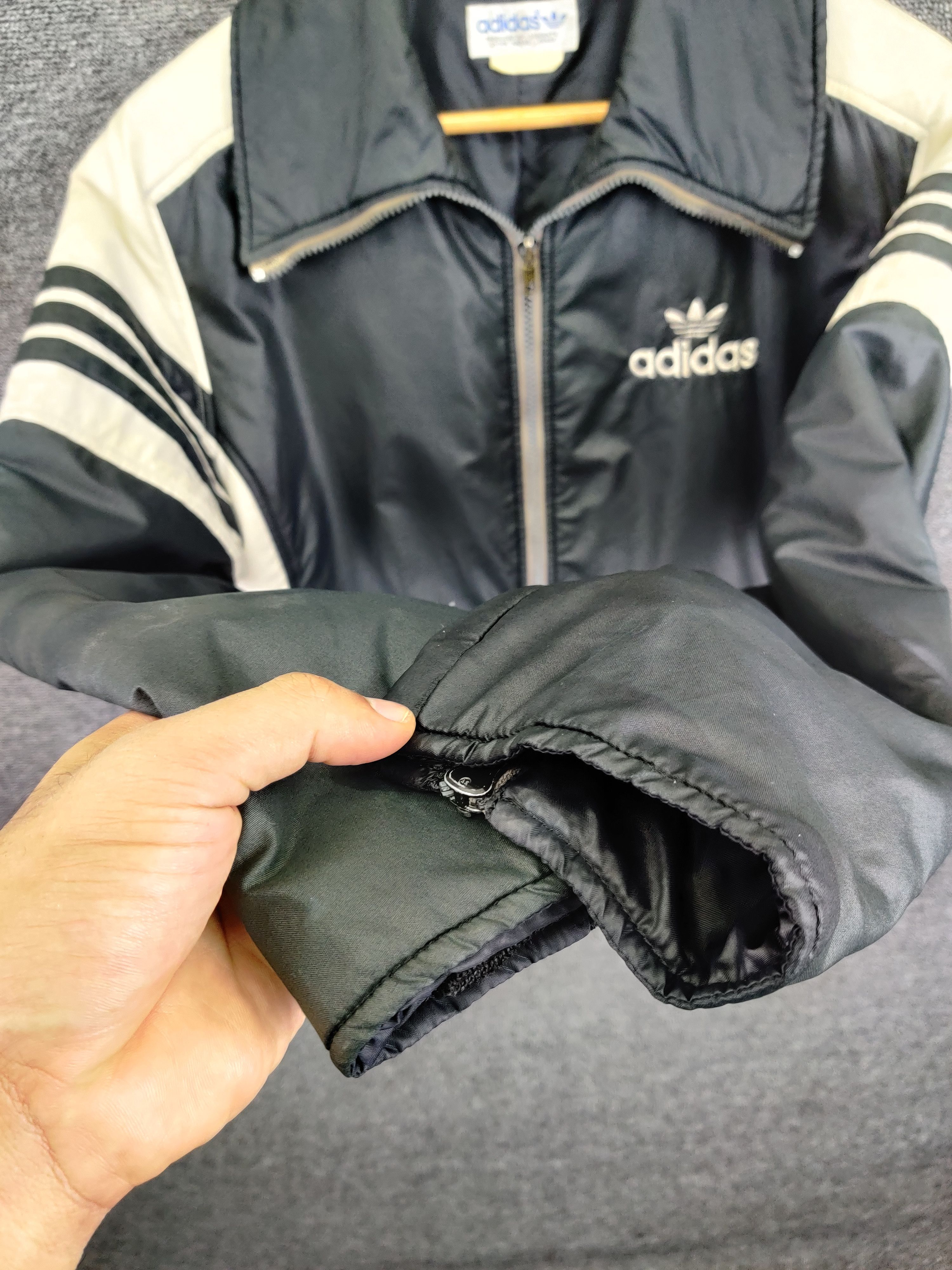 Adidas Vintage 90's Adidas Puffer Jacket Size US L / EU 52-54 / 3 - 11 Thumbnail