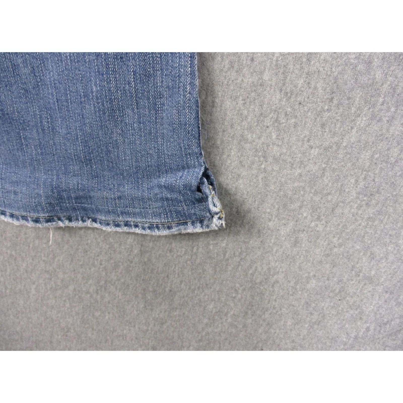 Silver Jeans Co. Silver Jeans Matrix Jeans Womens Bootcut 32x32 Blue Light Wash Distressed Denim Jeans Women Size 24" / US 00 / IT 34 - 7 Thumbnail