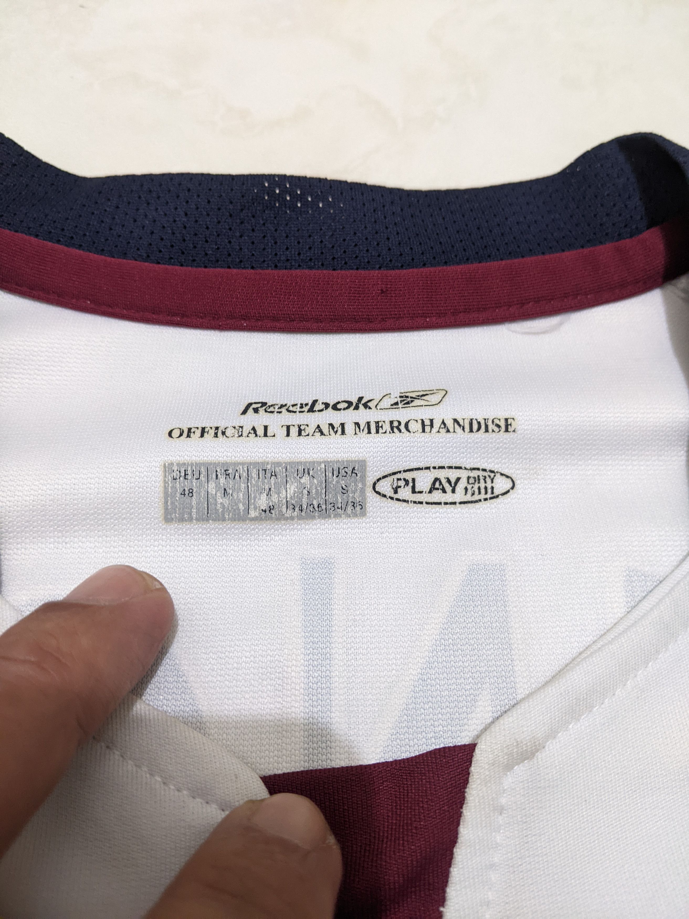 Reebok West ham 2005-07 away Sheringham Jersey football shirt Size US M / EU 48-50 / 2 - 5 Thumbnail