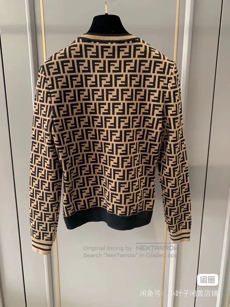 Fendi Fendi Monogram Sweater Size XS / US 0-2 / IT 36-38 - 2 Thumbnail
