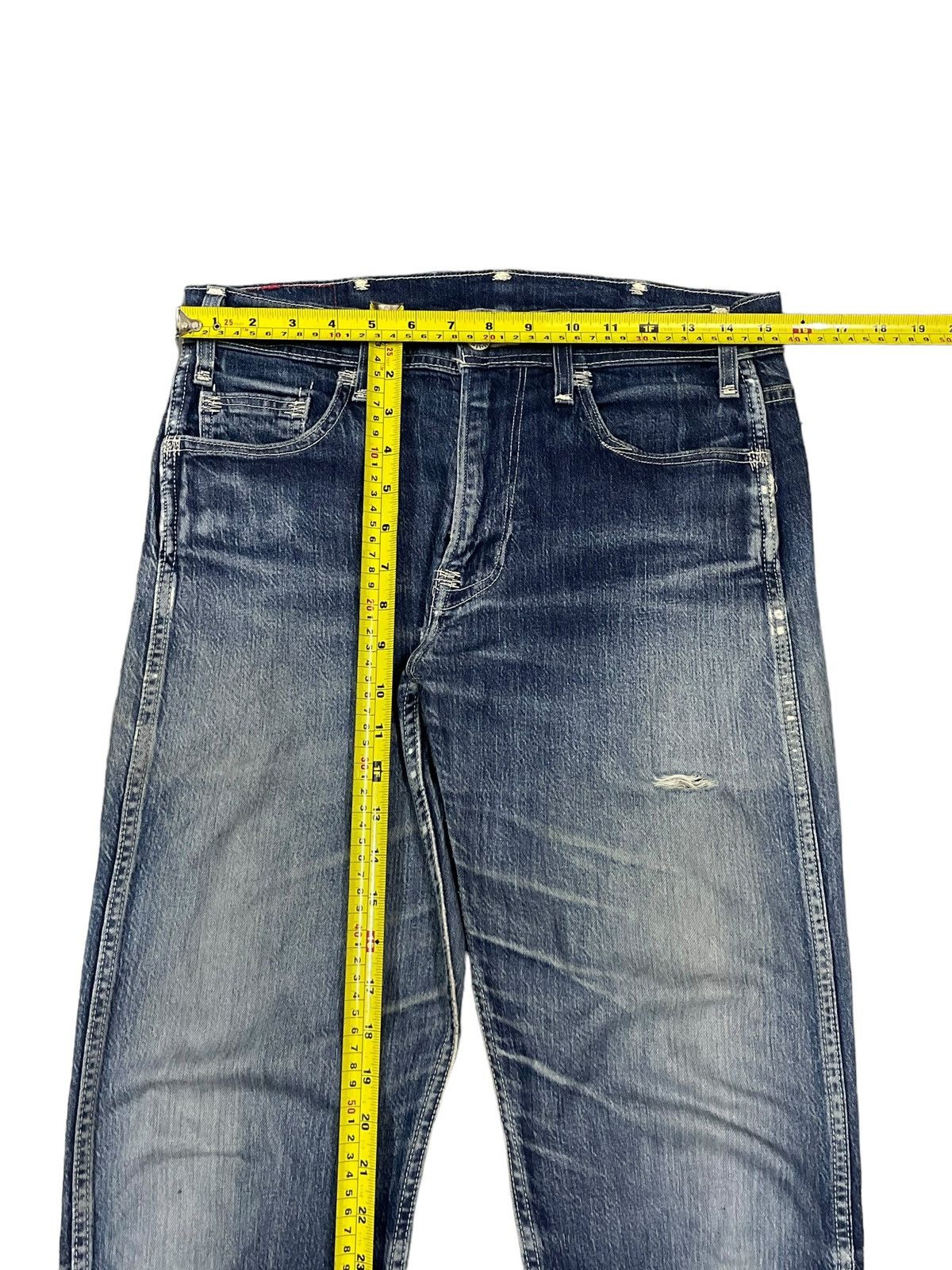 Levi's Vintage Levi’s Red 502 Blue Wash Grunge Style Ripped Jeans Size US 31 - 12 Thumbnail