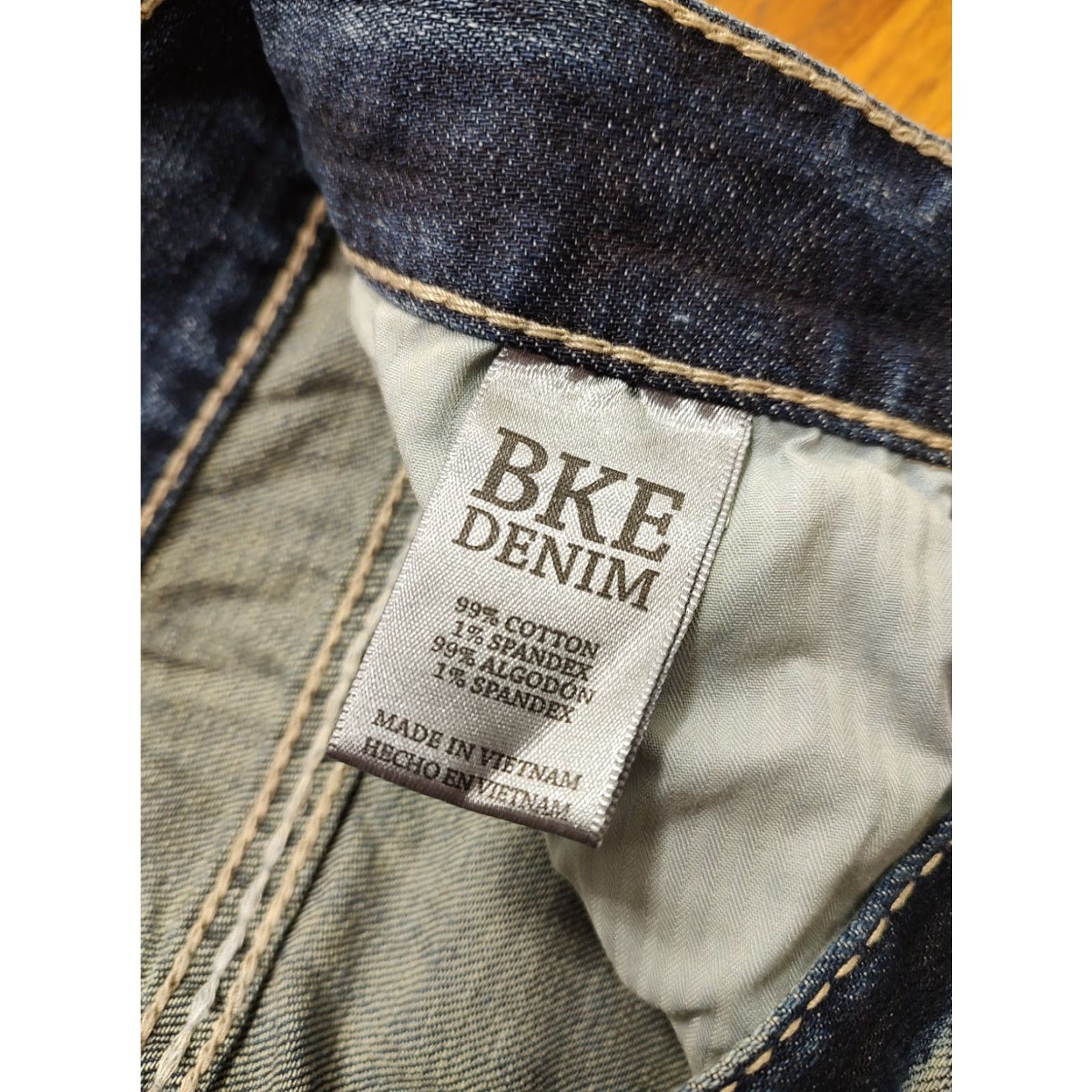BKE BKE Jake Straight Jeans Mens 30x31 Blue Medium Wash Denim 5-Pocket Zip Button Regular Rise 9 in Inseam 31 in Cotton Spandex Casual USA Cowboy Rock Size US 30 / EU 46 - 6 Thumbnail