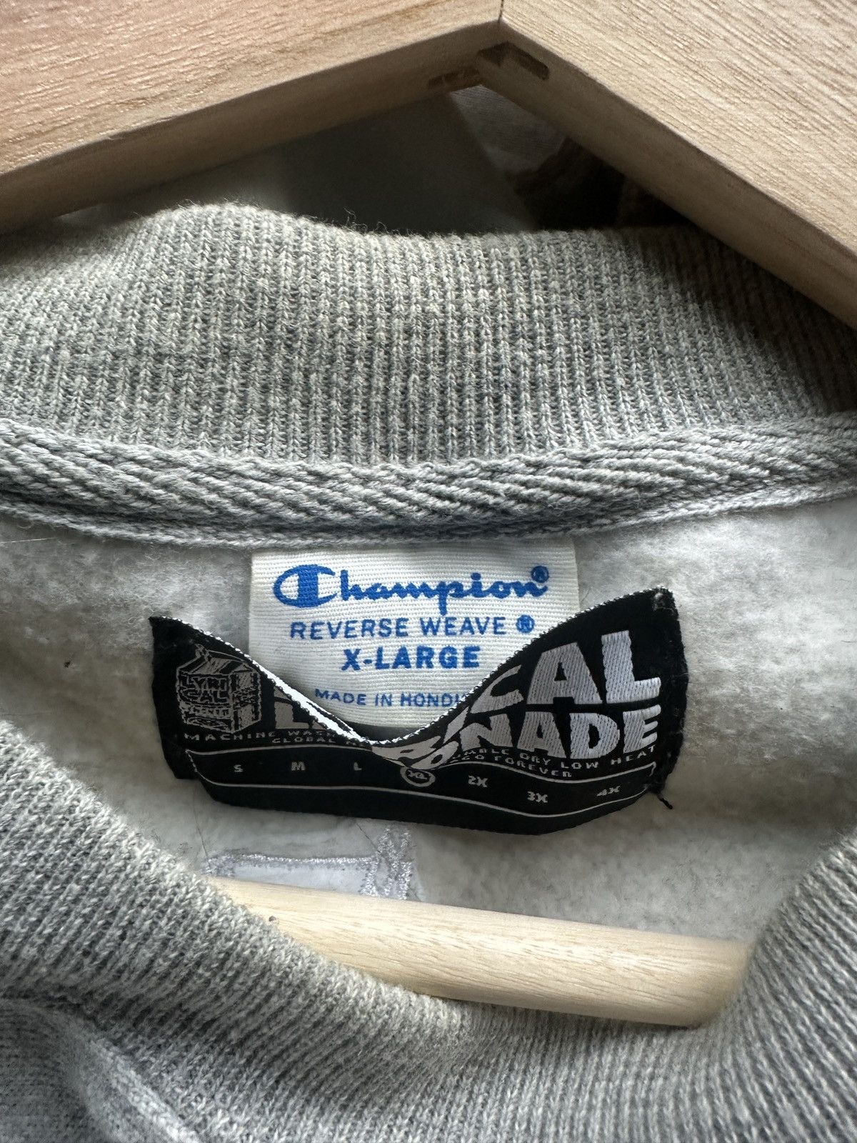 Lyrical Lemonade Lyrical Lemonade Embroidered Sweater - XL Size US XL / EU 56 / 4 - 4 Thumbnail