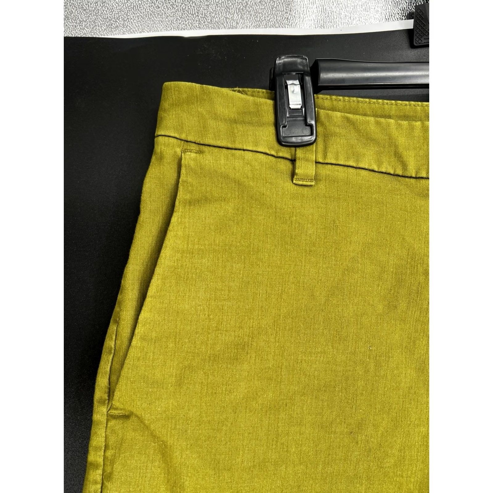 Lululemon Lululemon Commission Shorts Mens 36 Green Classic 7" Chino Casual Performance Size US 36 / EU 52 - 2 Thumbnail