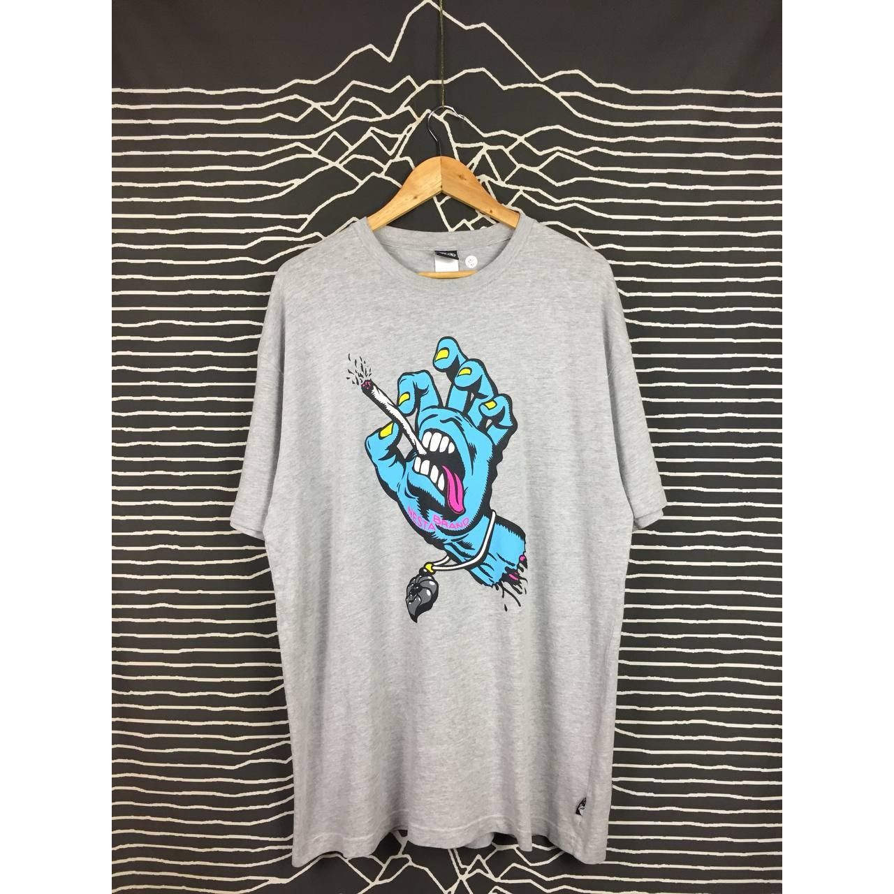 Japanese Brand × Vintage Nesta Japanese Brand Screaming Hand Santa Cruz Logo Tee Size US XL / EU 56 / 4 - 2 Thumbnail