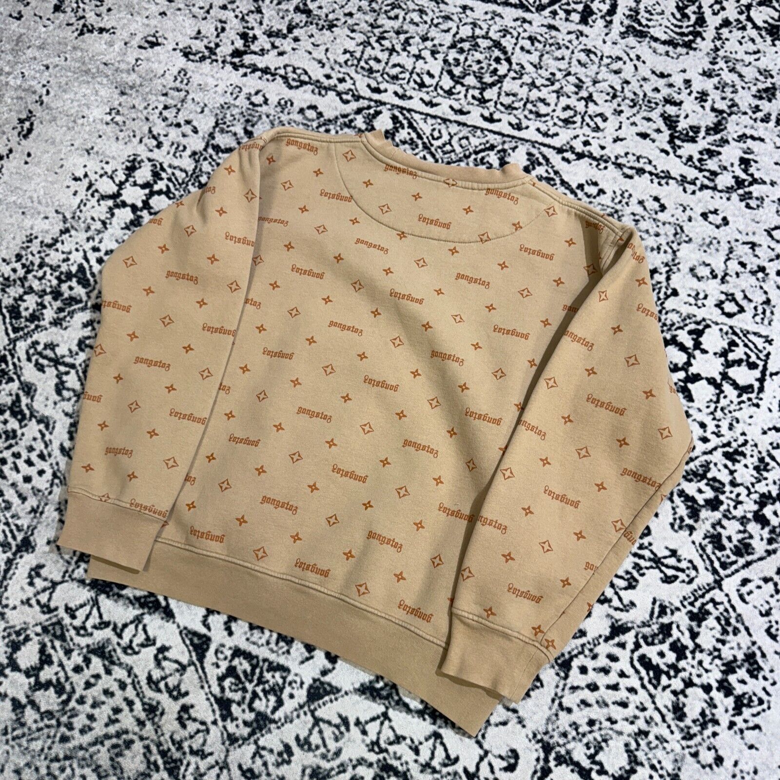 Vintage Gangsta Unisex Beige Cotton Crewneck Size XL Allover Print Size US XL / EU 56 / 4 - 12 Thumbnail
