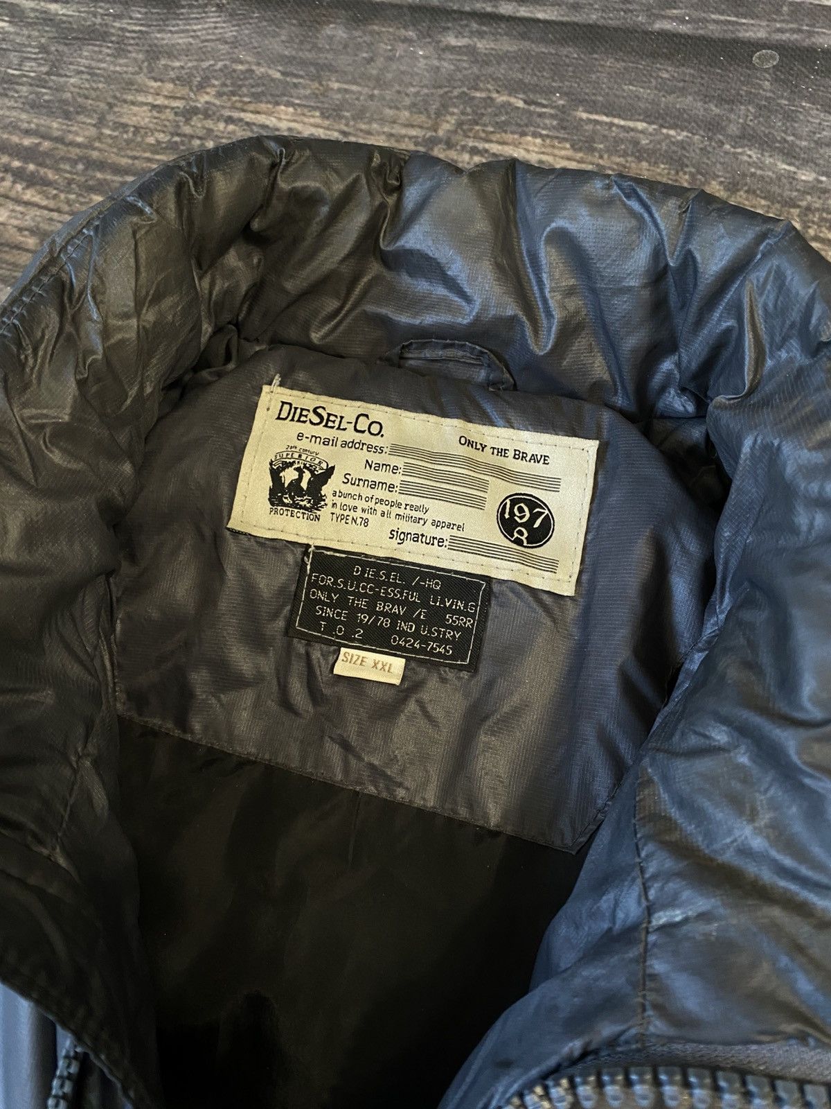 Diesel 90’s Diesel Qualted Vintage Duck Down Jacket Size US XL / EU 56 / 4 - 5 Thumbnail
