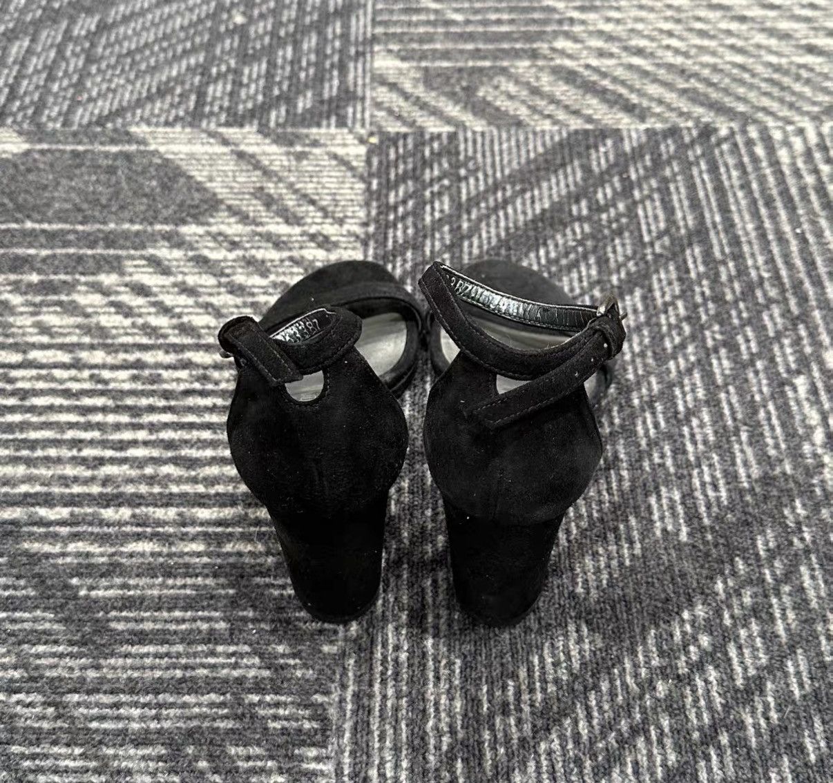 Stuart Weitzman Stuart Weitzman Black One-Strap High Heel Sandals J42 Size US 4.5 / IT 34.5 - 3 Thumbnail