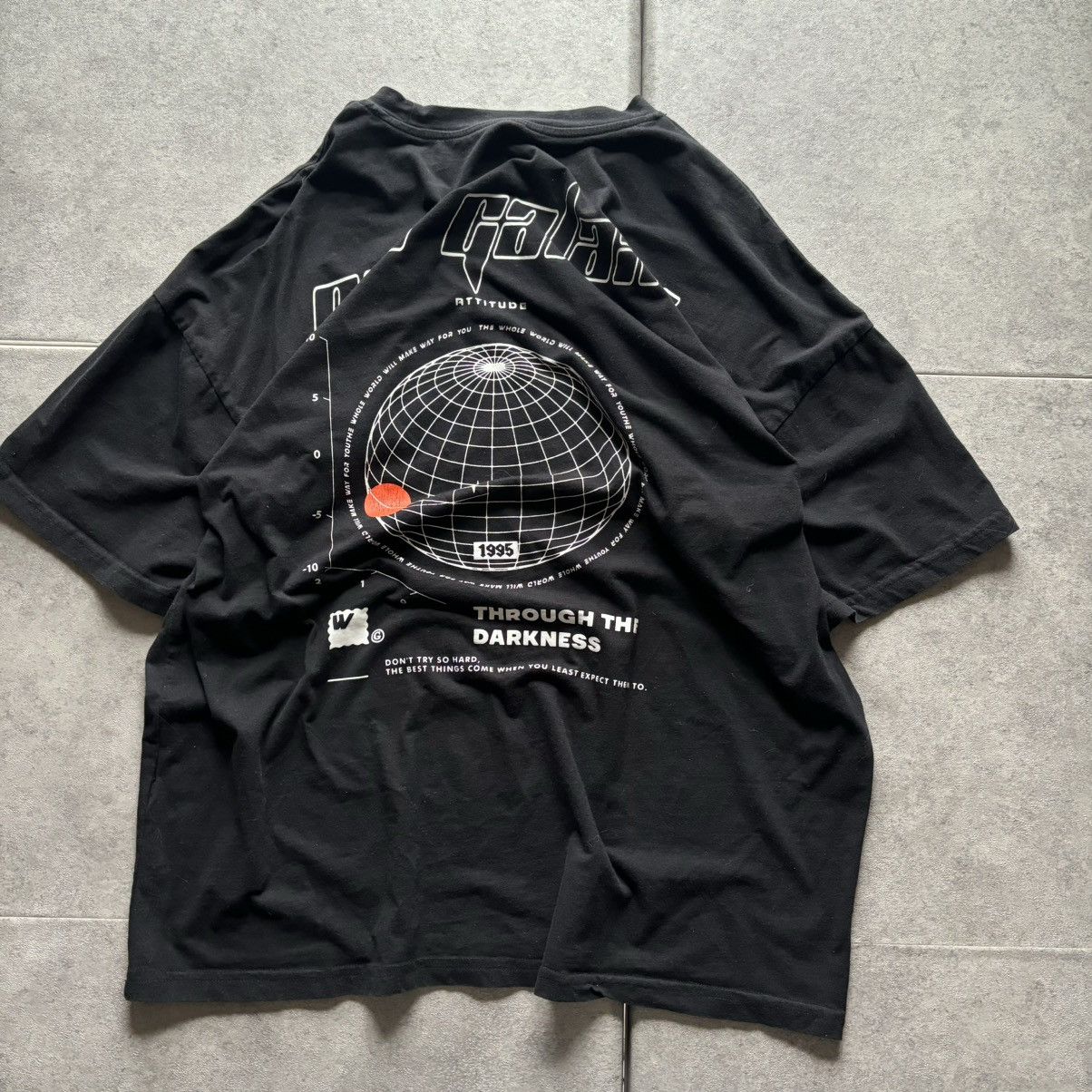 Other Black new galaxy graphic tshirt Size US L / EU 52-54 / 3 - 1 Thumbnail