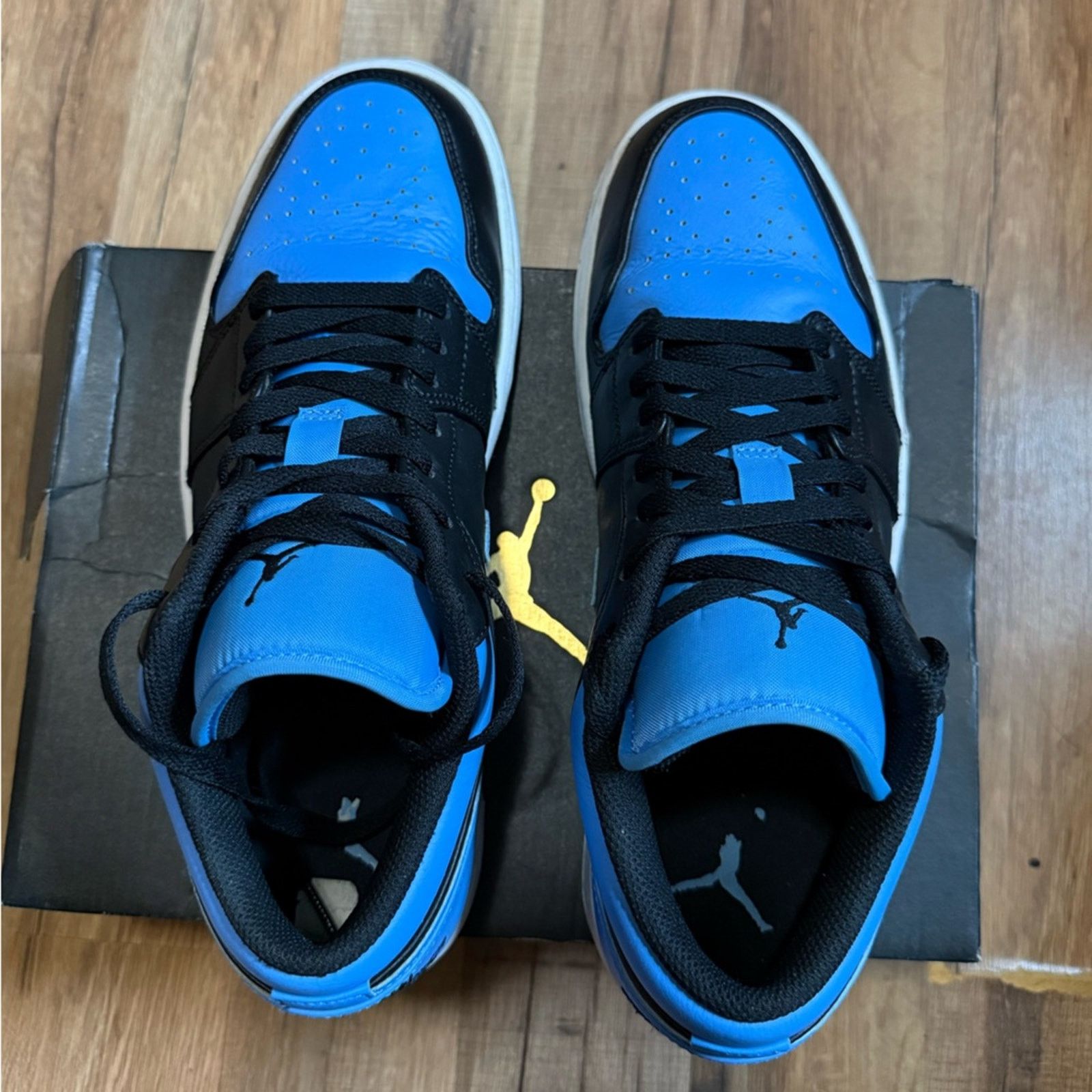 Jordan Brand Jordan 1 Low University Blue Size US 10.5 / EU 43-44 - 3 Thumbnail