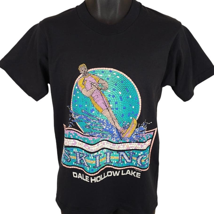 Vintage Vintage Water Skiing T Shirt Mens Size Small Black 80s 90s Size US S / EU 44-46 / 1 - 1 Thumbnail