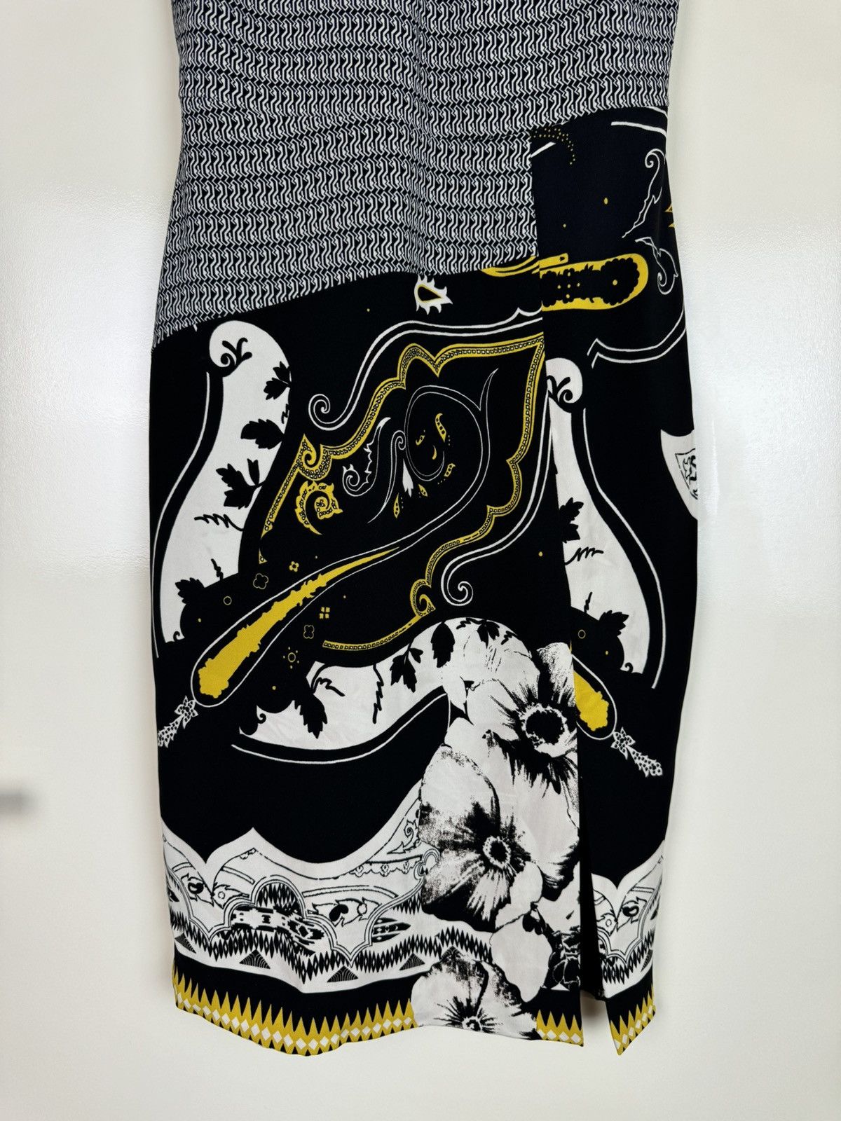 Etro Etro paisley floral pencil dress business lady overall gown Size XS / US 0-2 / IT 36-38 - 3 Thumbnail