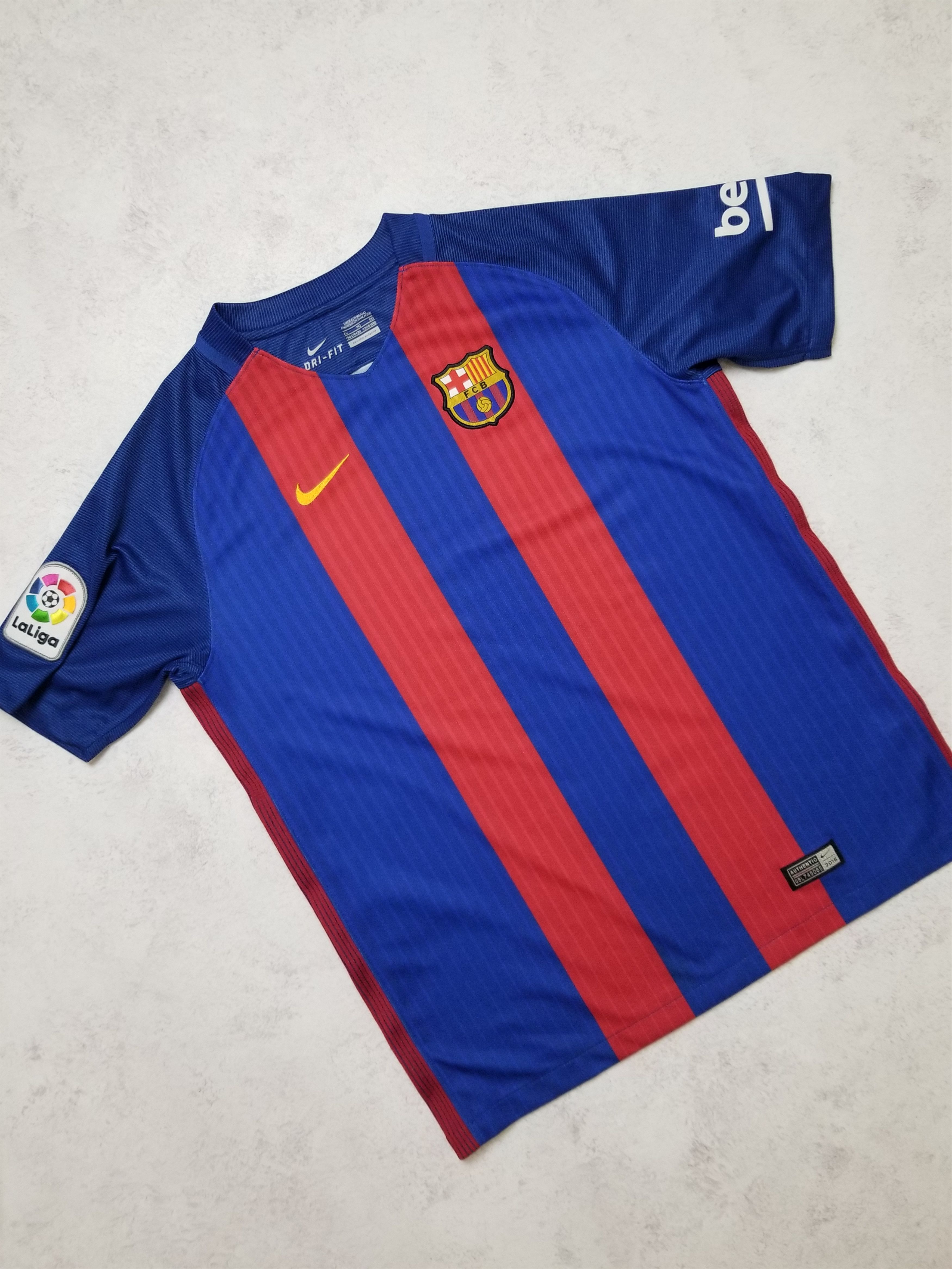 Nike FC BARCELONA 2016 HOME FOOTBALL SHIRT Jersey Size US XS / EU 42 / 0 - 14 Thumbnail