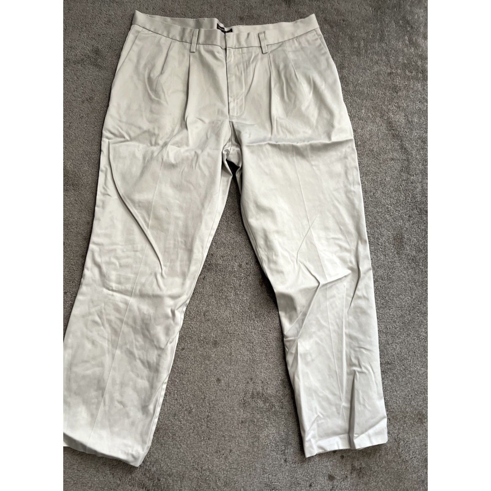 Dockers Dockers Mens Size 38x30 D3 Fit Chino Ivory Pleated Hemmed Pants Size US 38 / EU 54 - 3 Thumbnail