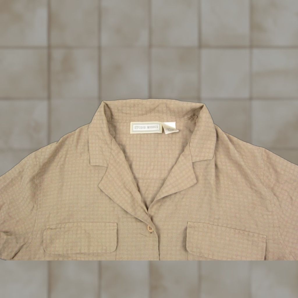 Vintage VINTAGE Studio Works 100% Silk Shirt Womens Small Brown Khaki Leisure Ladies Shirt Silk Button-Up 70s Womens(Collared) Size S / US 4 / IT 40 - 1 Thumbnail