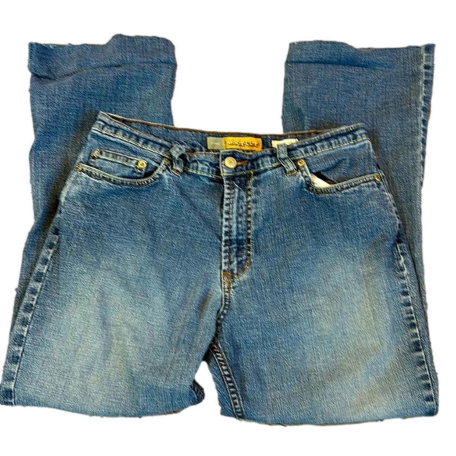 Old Navy Classic Denim Jeans - Blue Casual Style Cropped Size 30" / US 8 / IT 44 - 1 Thumbnail