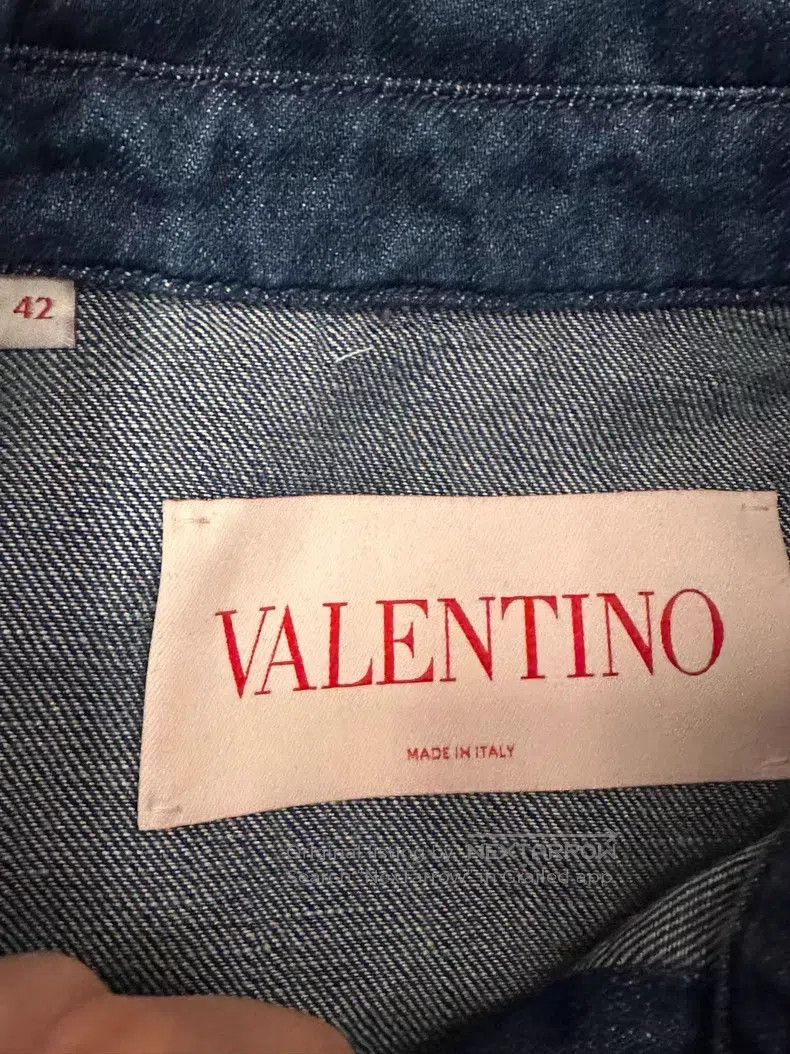 Valentino Valentino Blue long-sleeved denim jacket Size US XS / EU 42 / 0 - 2 Thumbnail